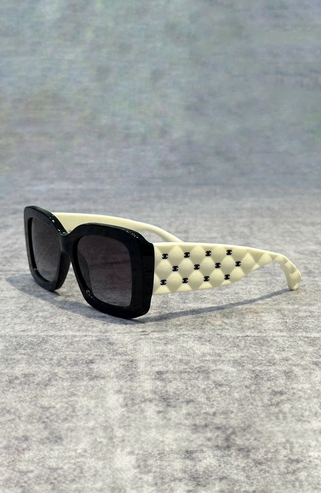Chanel Chanel 0CH5483 1656S6 Size ONE SIZE - 1 Thumbnail