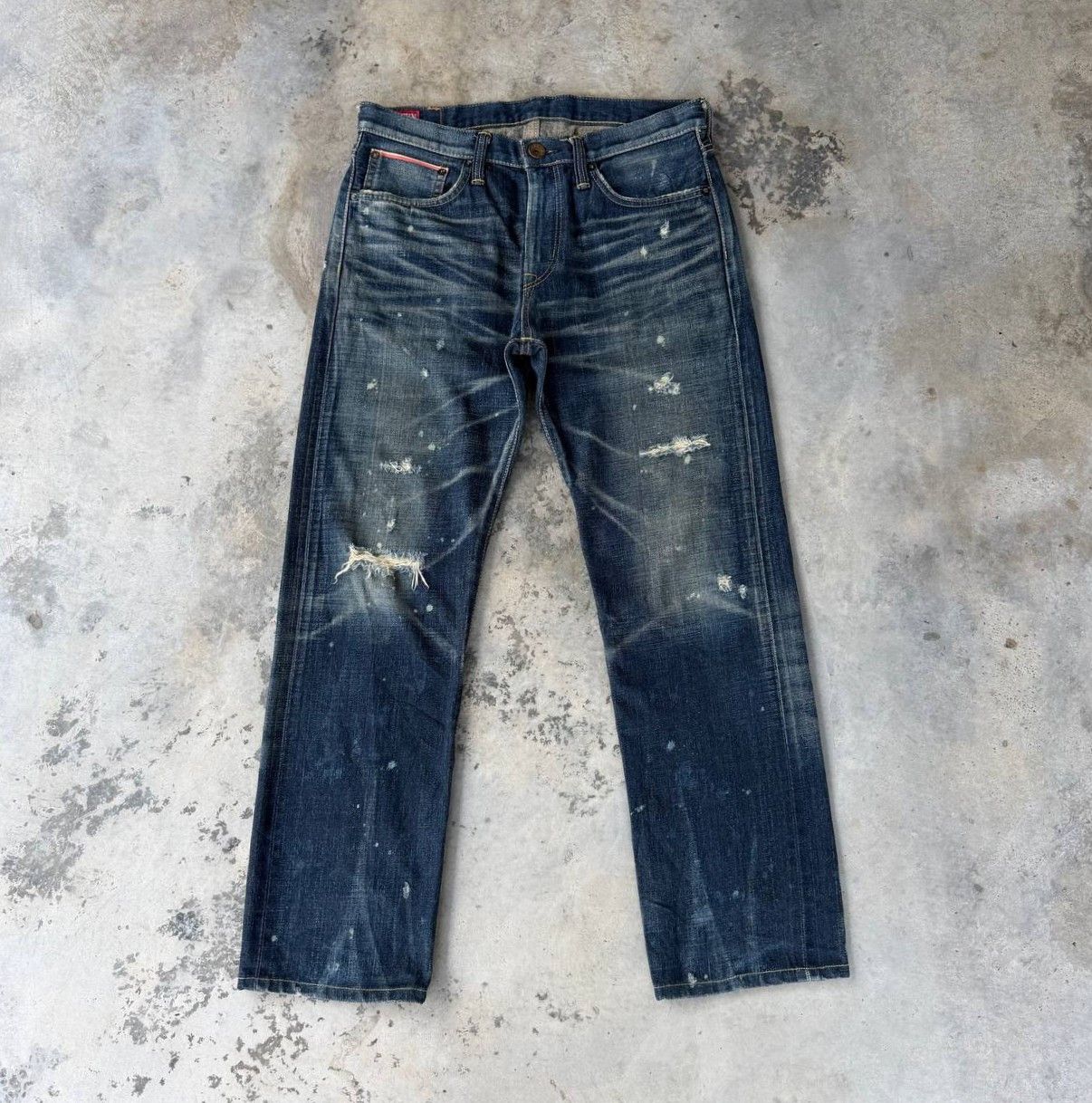 Edwin VINTAGE EDWIN 505ZX BUCKLE BACK REDLINE DISTRESSED HONEYCOMB Size US 30 / EU 46 - 1 Thumbnail