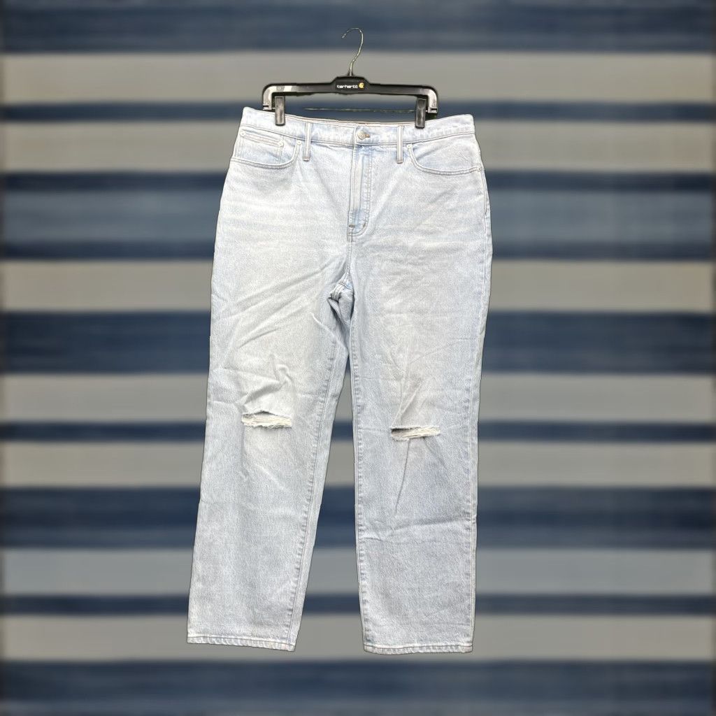 Madewell VINTAGE Madewell Jeans Womens 32 Perfect Vintage Straight High Rise Distressed Lightwash Blue Jeans Womens Size 24" / US 00 / IT 34 - 1 Thumbnail