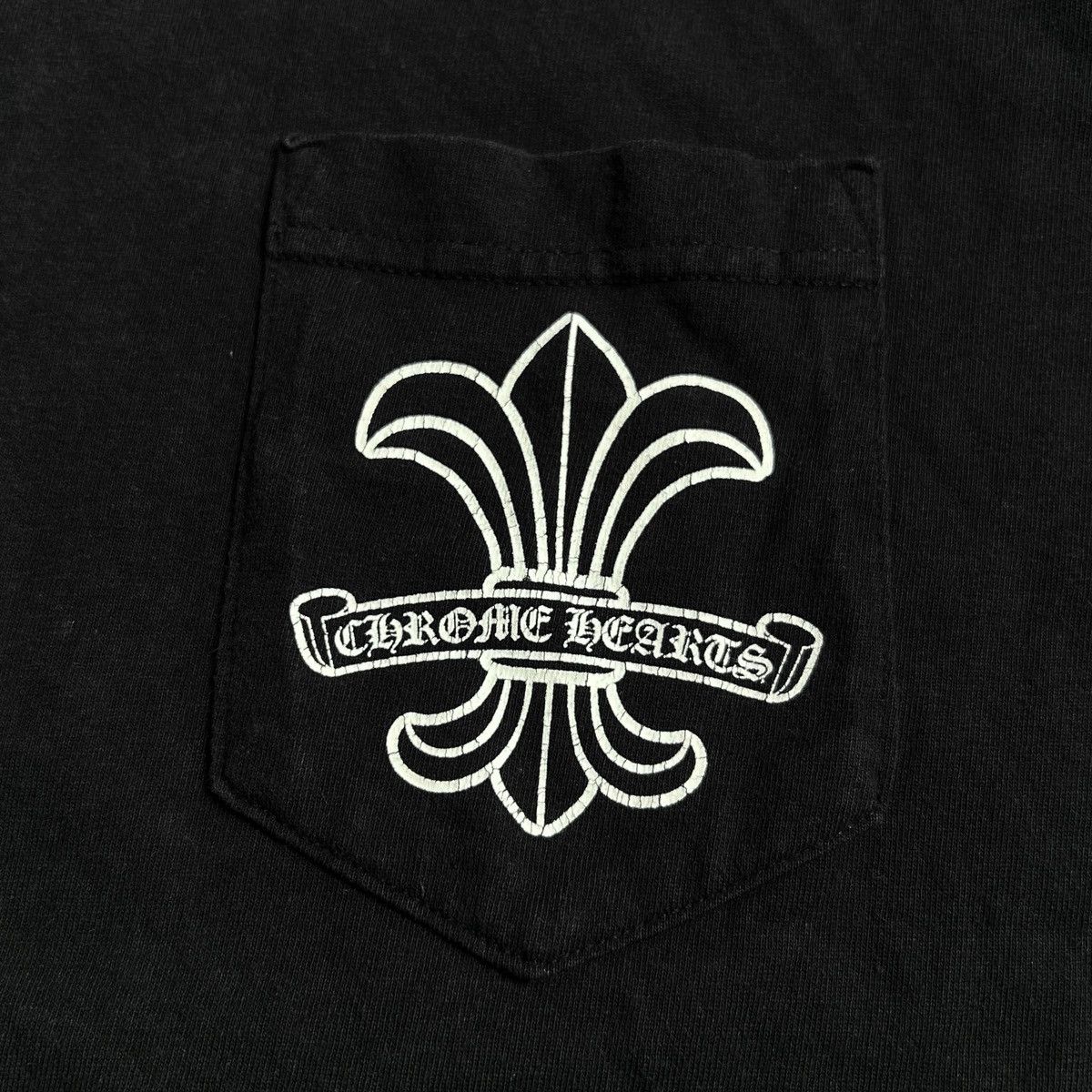 Chrome Hearts Vintage Chrome Hearts Multiple Fleur Logo Tee Size US L / EU 52-54 / 3 - 10 Thumbnail