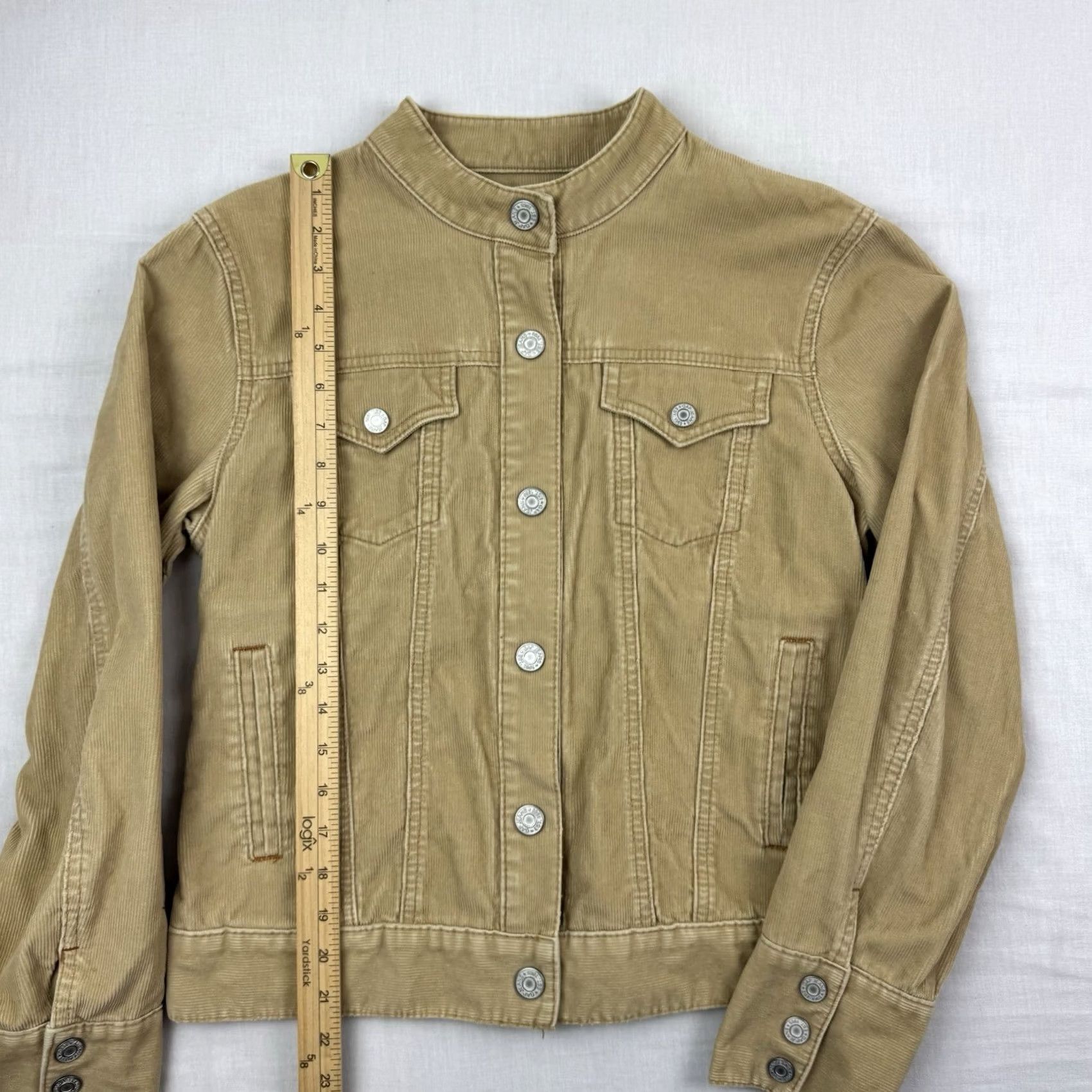 Gap VINTAGE Gap Corduroy Snap Up Jacket Womens M Beige Hipster 90s Y2K Fall 2003 Jacket Womens M Beige Hipster 90s Y2K Fall 2003 Size M / US 6-8 / IT 42-44 - 6 Thumbnail