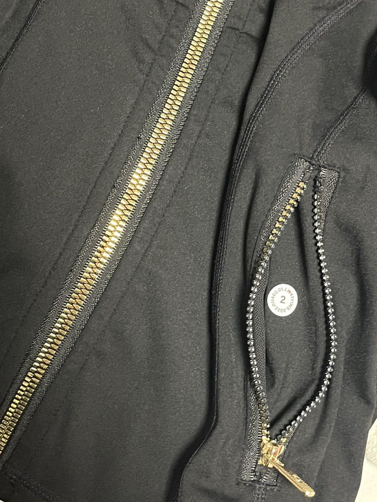 Lululemon Lululemon black gold zipper define jacket pilates girl Size XS / US 0-2 / IT 36-38 - 7 Thumbnail