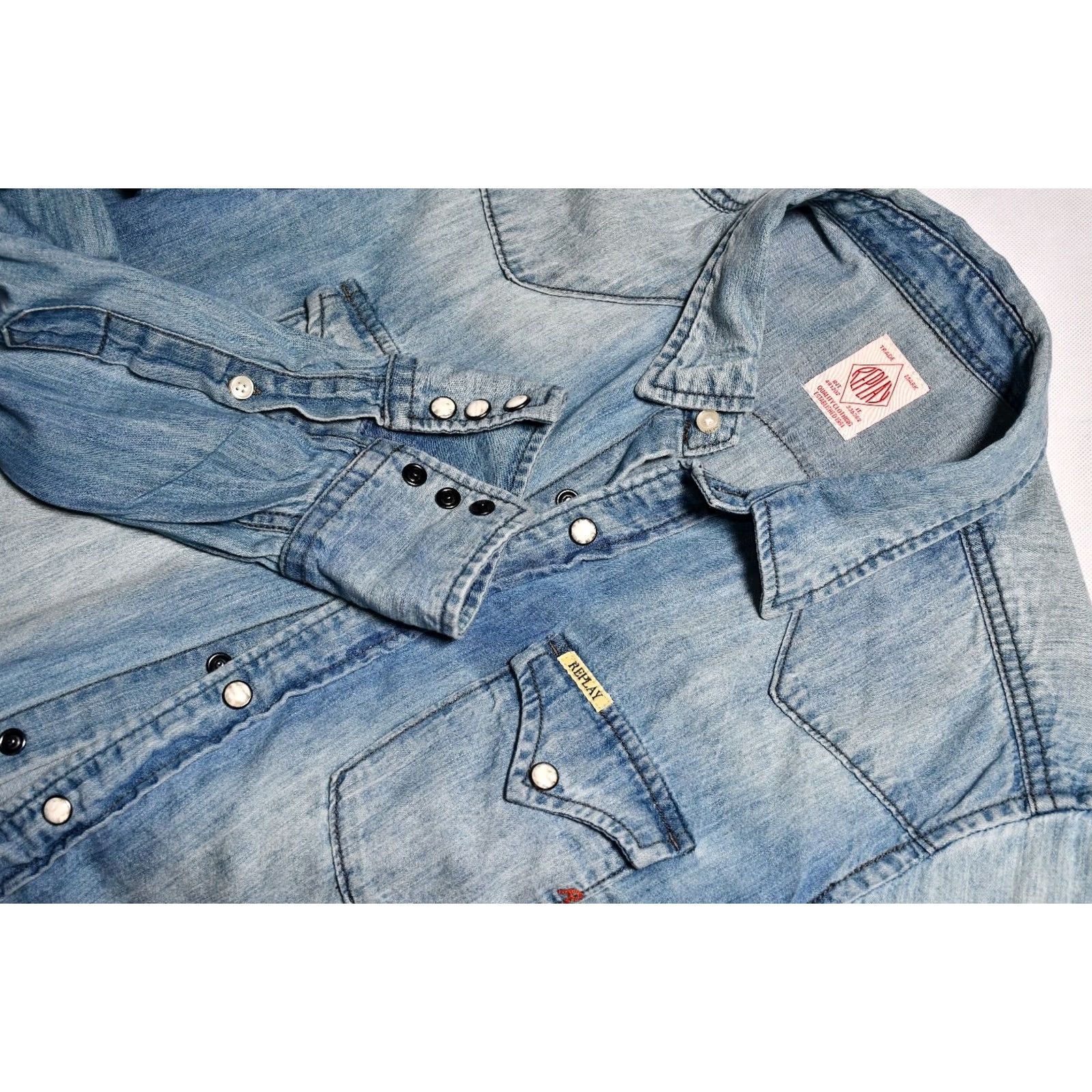 Replay Replay Denim Distressed Men's Long Sleeve Snap Shirt L Blue Cotton Denim Button-Up Collared 60s? 0 Size US L / EU 52-54 / 3 - 7 Thumbnail