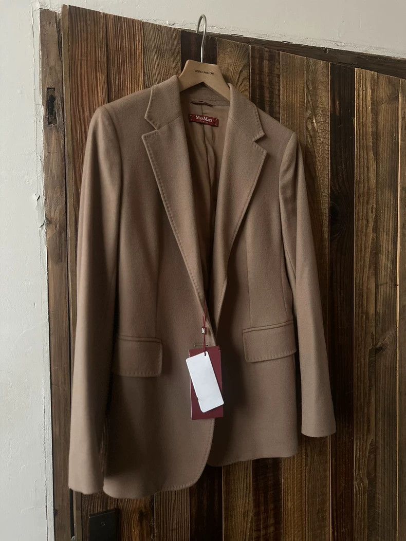 Max Mara Max Mara Coat Size L / US 10 / IT 46 - 1 Thumbnail