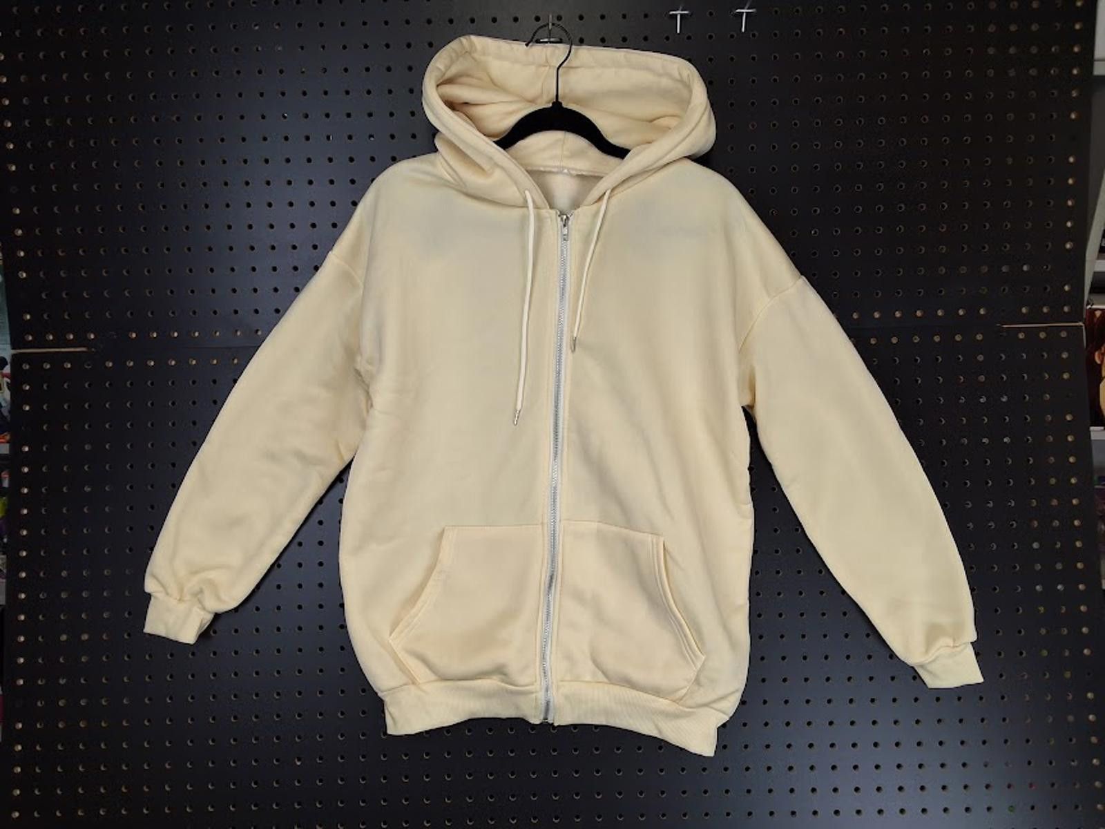 The Unbranded Brand Cozy Cream Zip-Up Hoodie - Your New Favorite Layer! Size S / US 4 / IT 40 - 1 Thumbnail