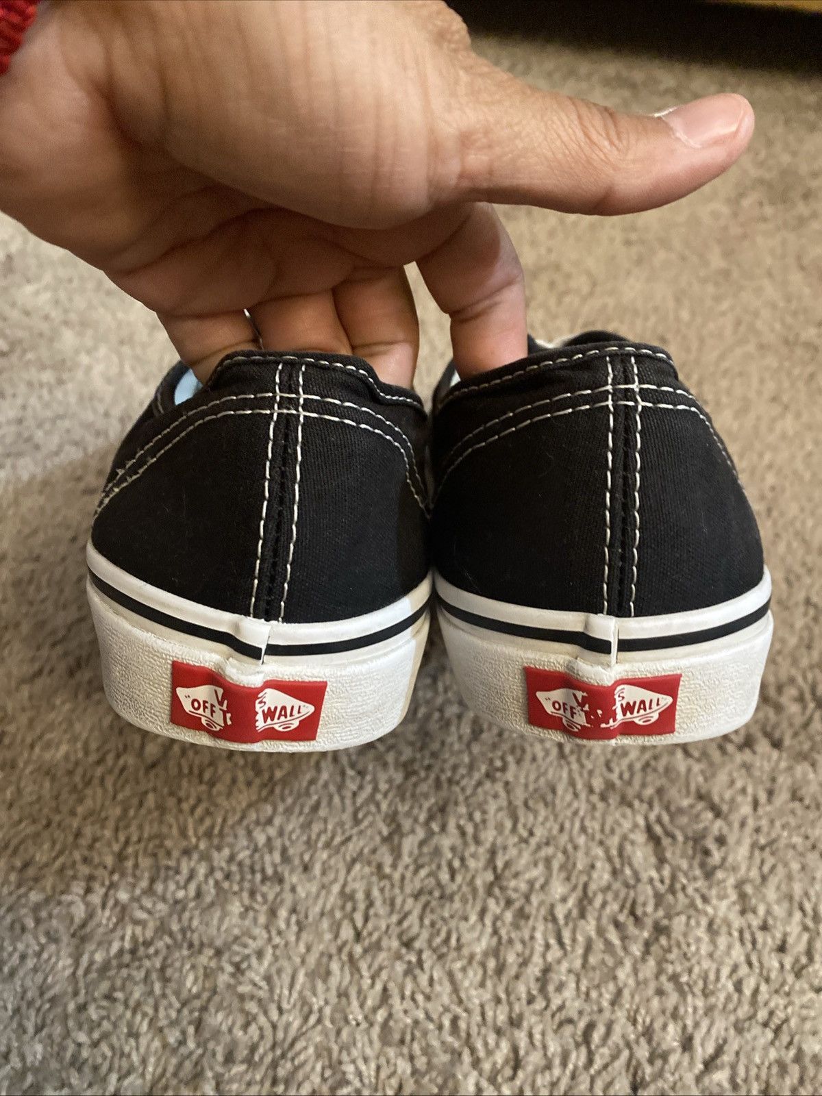 Vans Unisex Vans Off The wall Sk8 low Sneakers size 9.5M/ 11W Size US 9.5 / EU 42-43 - 2 Thumbnail