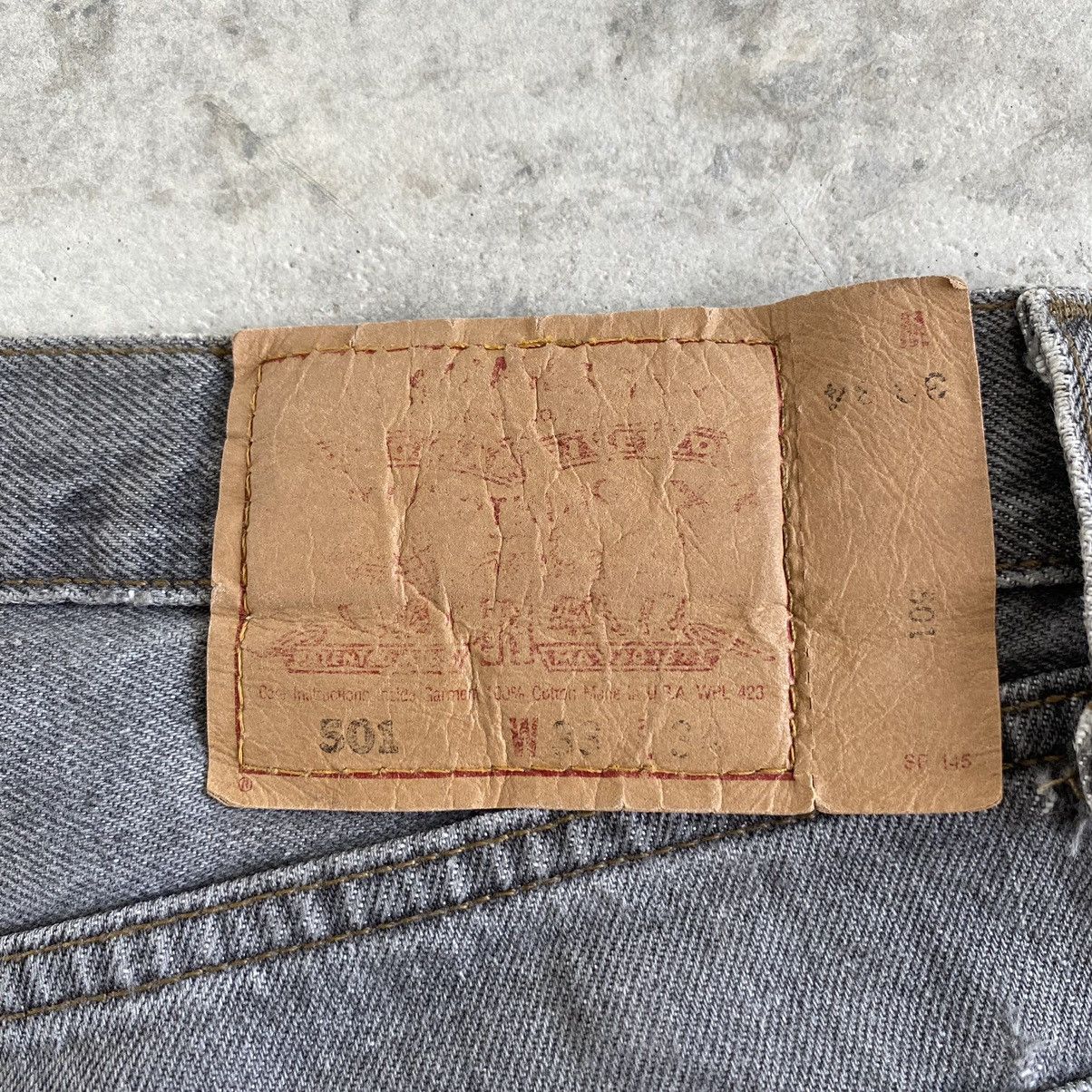 Levi's Vintage Late 90’s Levis 501 Ash Grey Distressed Jeans Size US 32 / EU 48 - 22 Thumbnail
