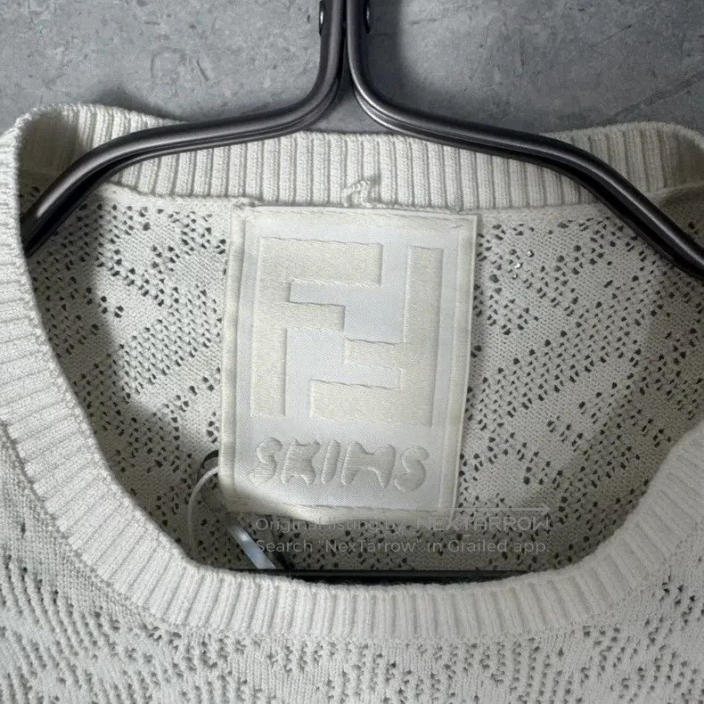Fendi Fendi Printed Logo Knitted, Round Neck Long Sleeve, Beige Size S / US 4 / IT 40 - 3 Thumbnail