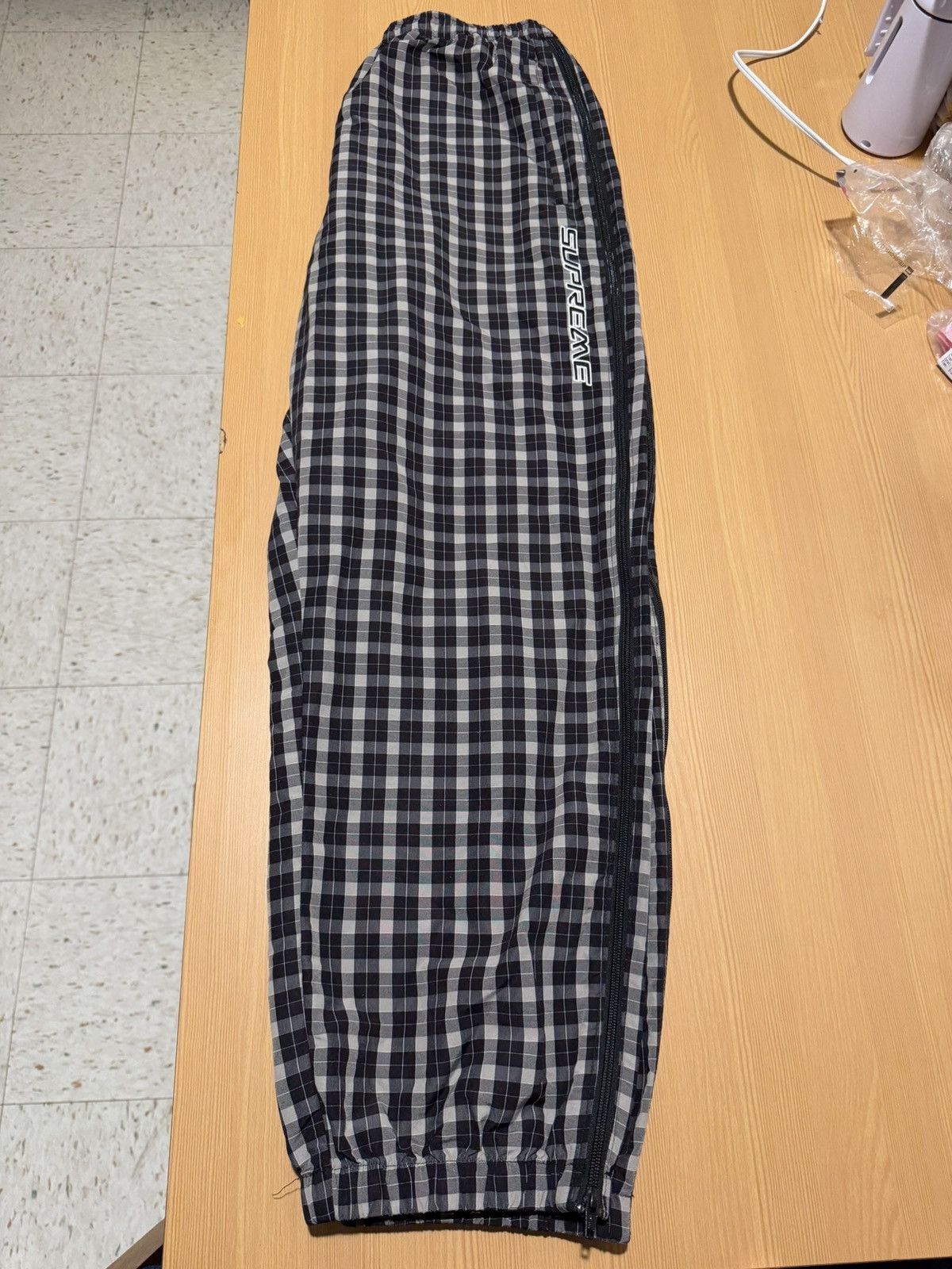 Supreme warmup pant