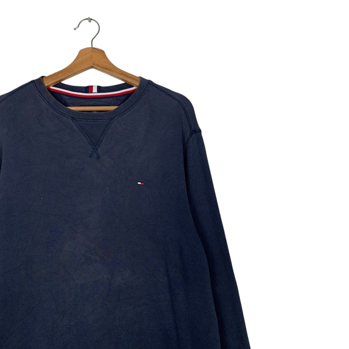 Tommy Hilfiger TOMMY HILFIGER Small Logo Crewneck Sweatshirt #2402-C108 Size US L / EU 52-54 / 3 - 5 Thumbnail