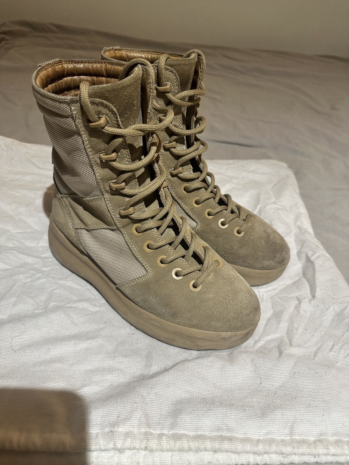 Yeezy Season 3 Military Boot Tan size 40