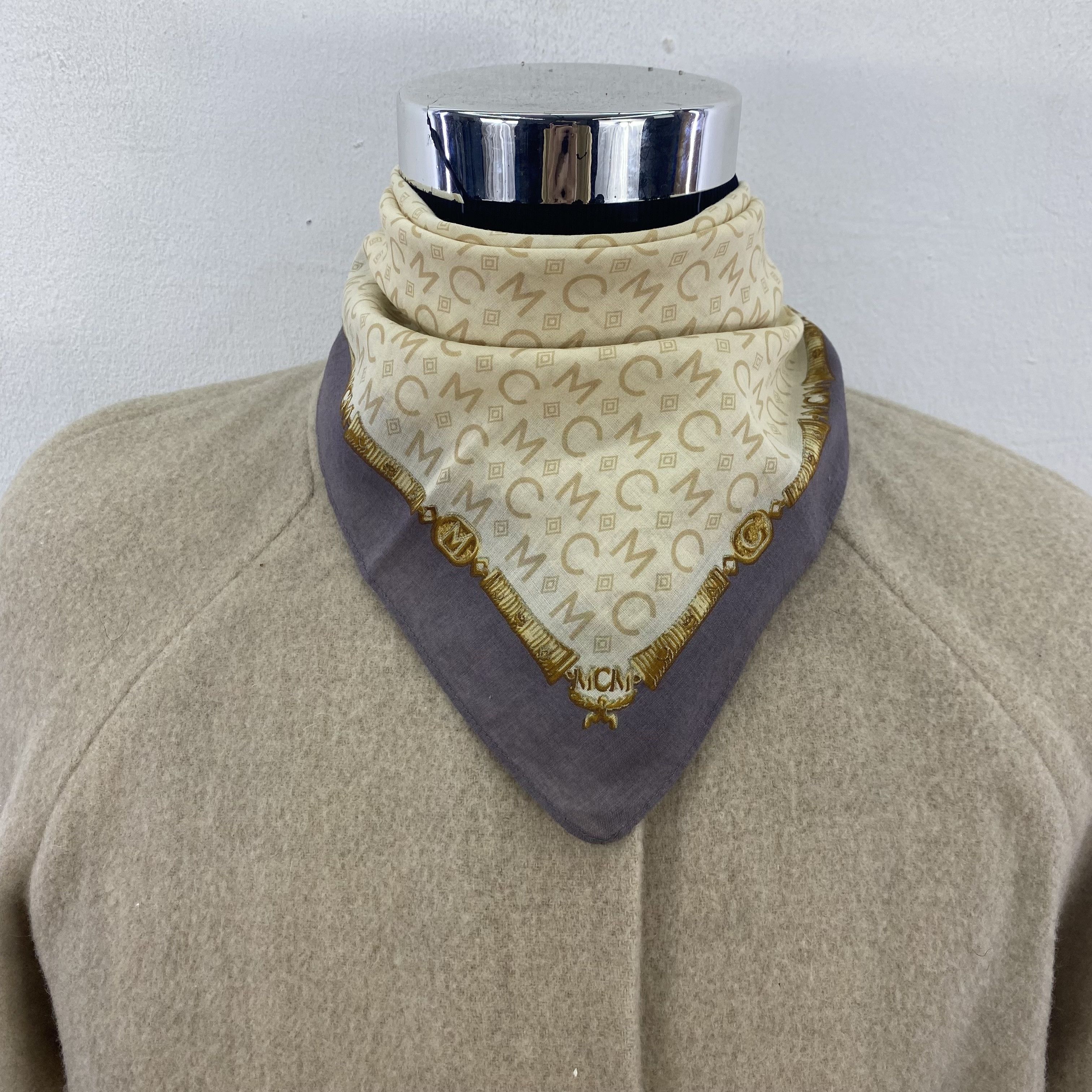 MCM × Vintage Vintage MCM Handkerchief Neckerchief Bandana H015P Size ONE SIZE - 1 Thumbnail