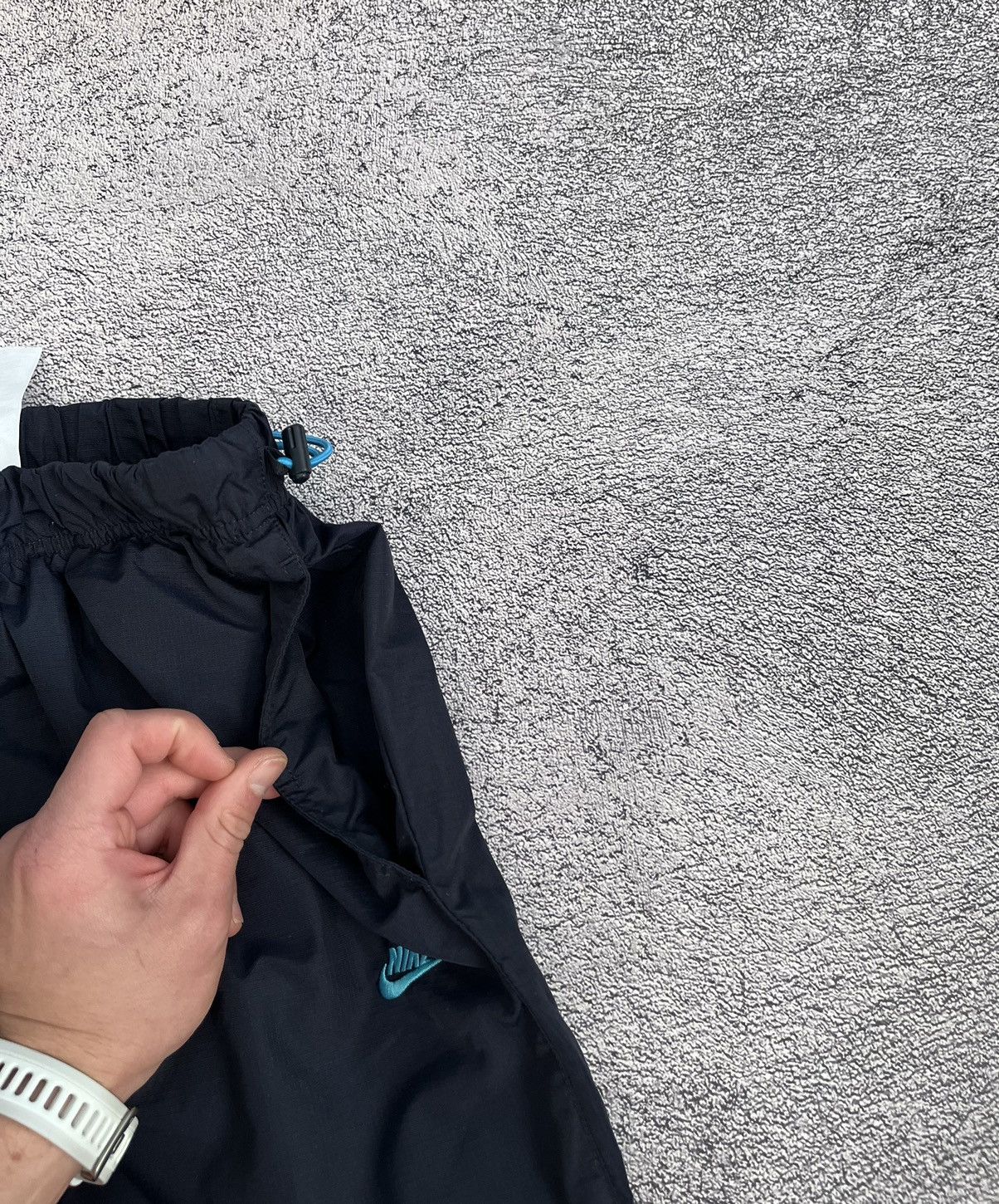 Nike Nike Men’s Track Pants Nylon Vintage Sportswear Blue Size M Size US 32 / EU 48 - 10 Thumbnail