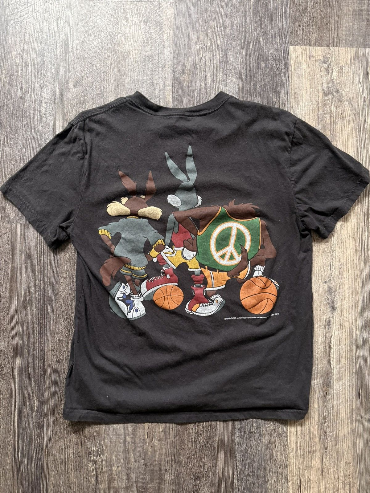 Hollister Looney Tunes Hollister basketball tee Size US M / EU 48-50 / 2 - 3 Thumbnail