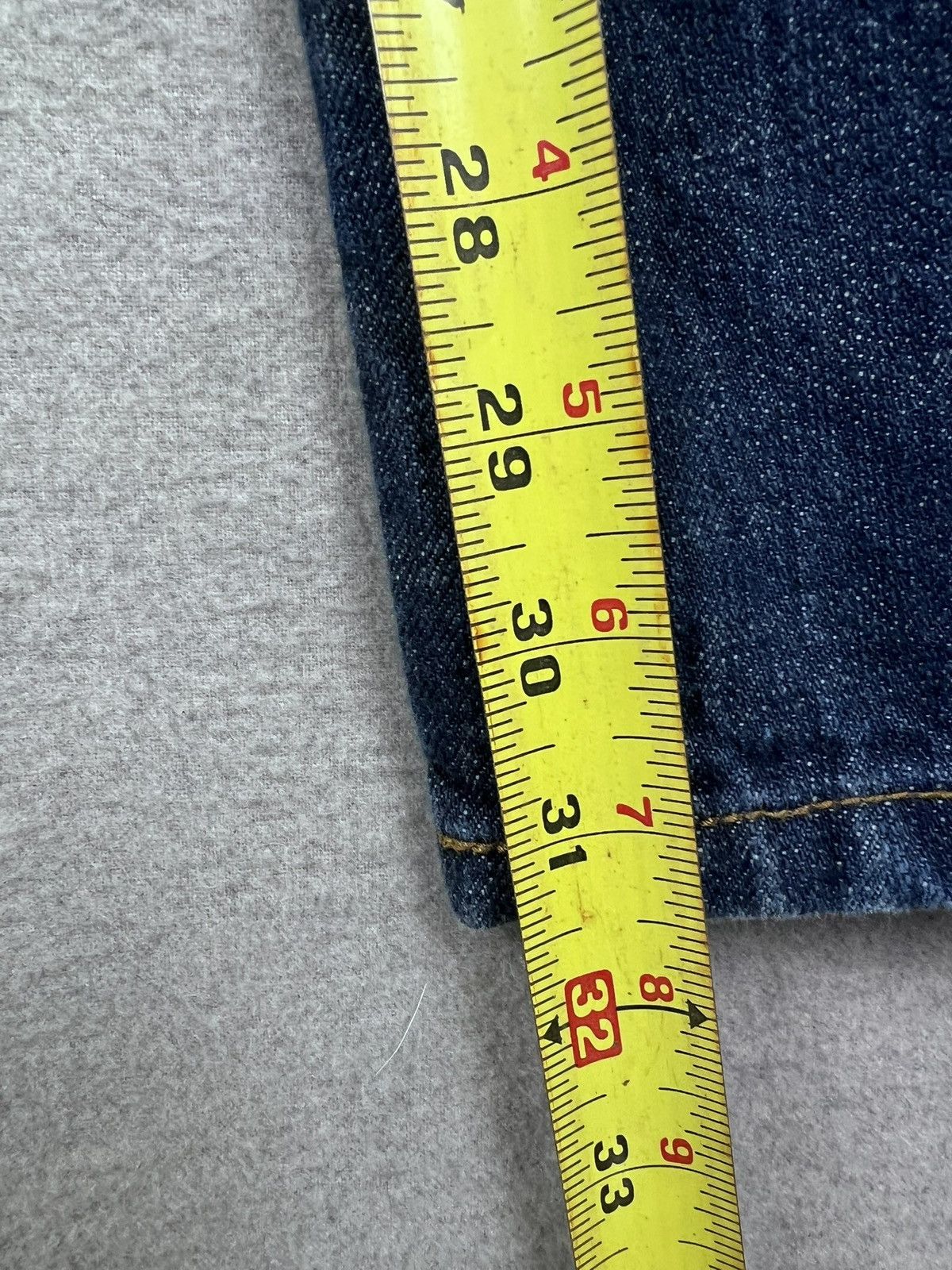 Levi's Vintage Levis Jeans Mens 34x34 (Fits 30x31) 569 Baggy Size US 30 / EU 46 - 6 Thumbnail