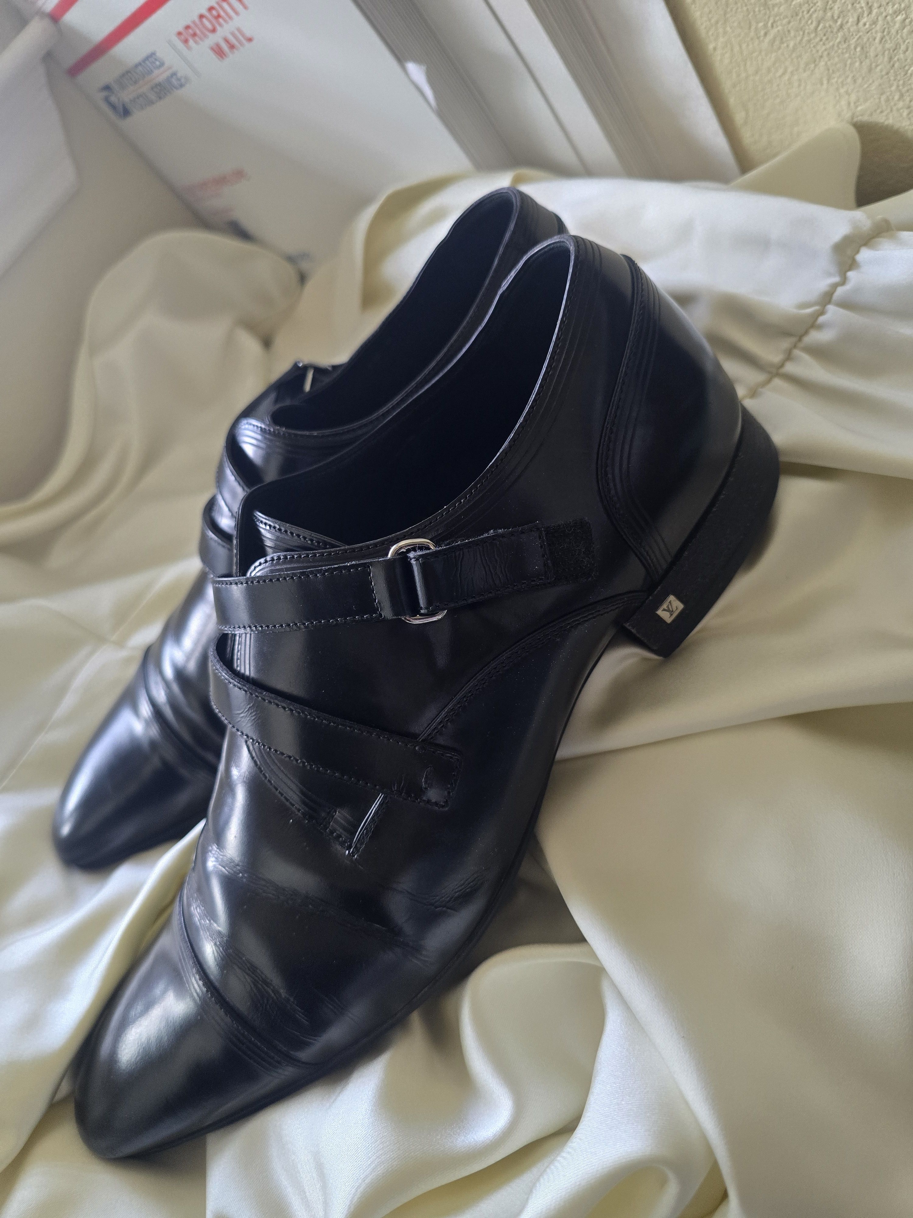 Louis Vuitton Louis Vuitton Equinox Derby Leather Double-Strap Closure Size US 10 / EU 43 - 2 Thumbnail