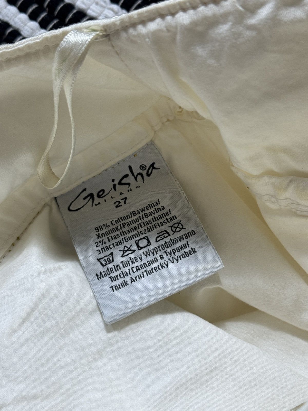 Other VINTAGE GEISHA BALLOON STYLE MINI SKIRT Size 27" / US 4 / IT 40 - 8 Thumbnail