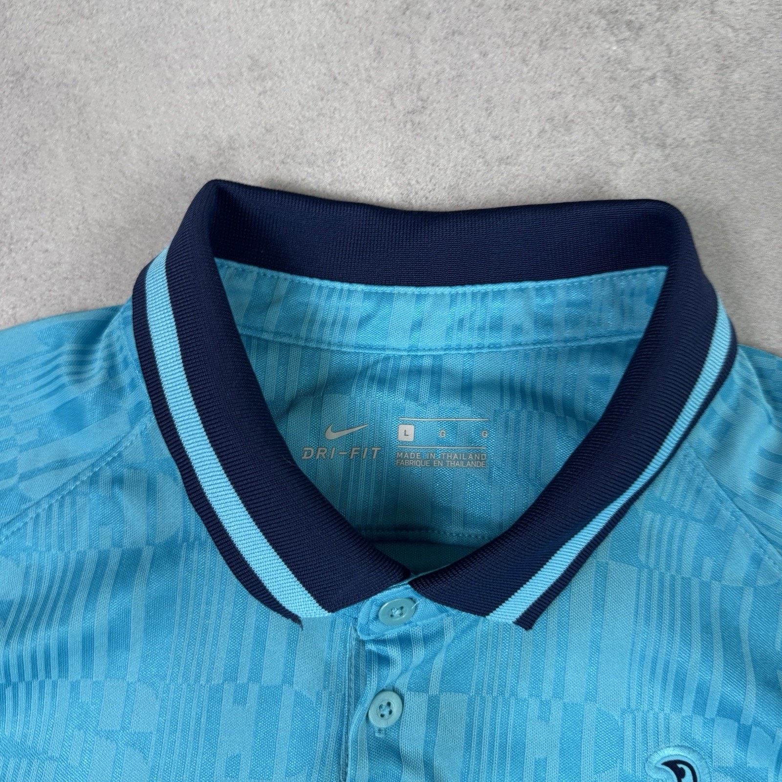 Nike NIKE TOTTENHAM HOTSPUR 2019 2020 SOCCER JERSEY Size L Size US L / EU 52-54 / 3 - 5 Thumbnail