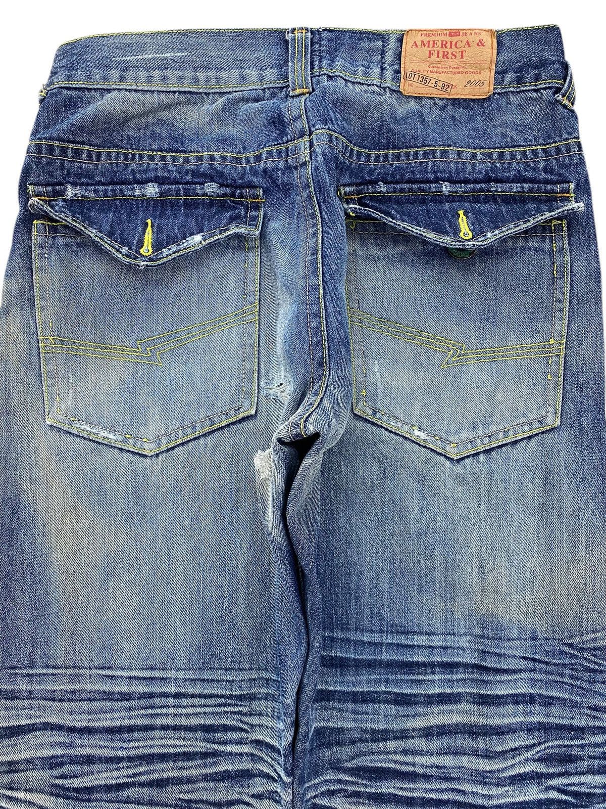 Other Japanese Brand Light Wash Whiskered Style Straight Leg Jeans Size US 31 - 4 Thumbnail