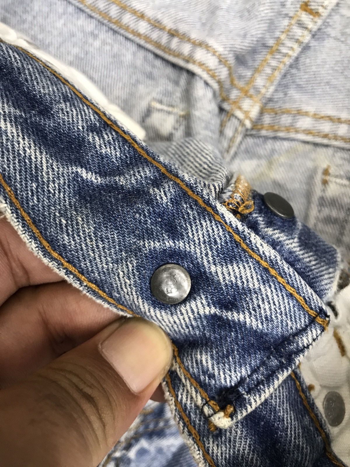 Levi's VL210 Vintage Levis 501 Light Wash Jeans Size US 28 / EU 44 - 10 Thumbnail