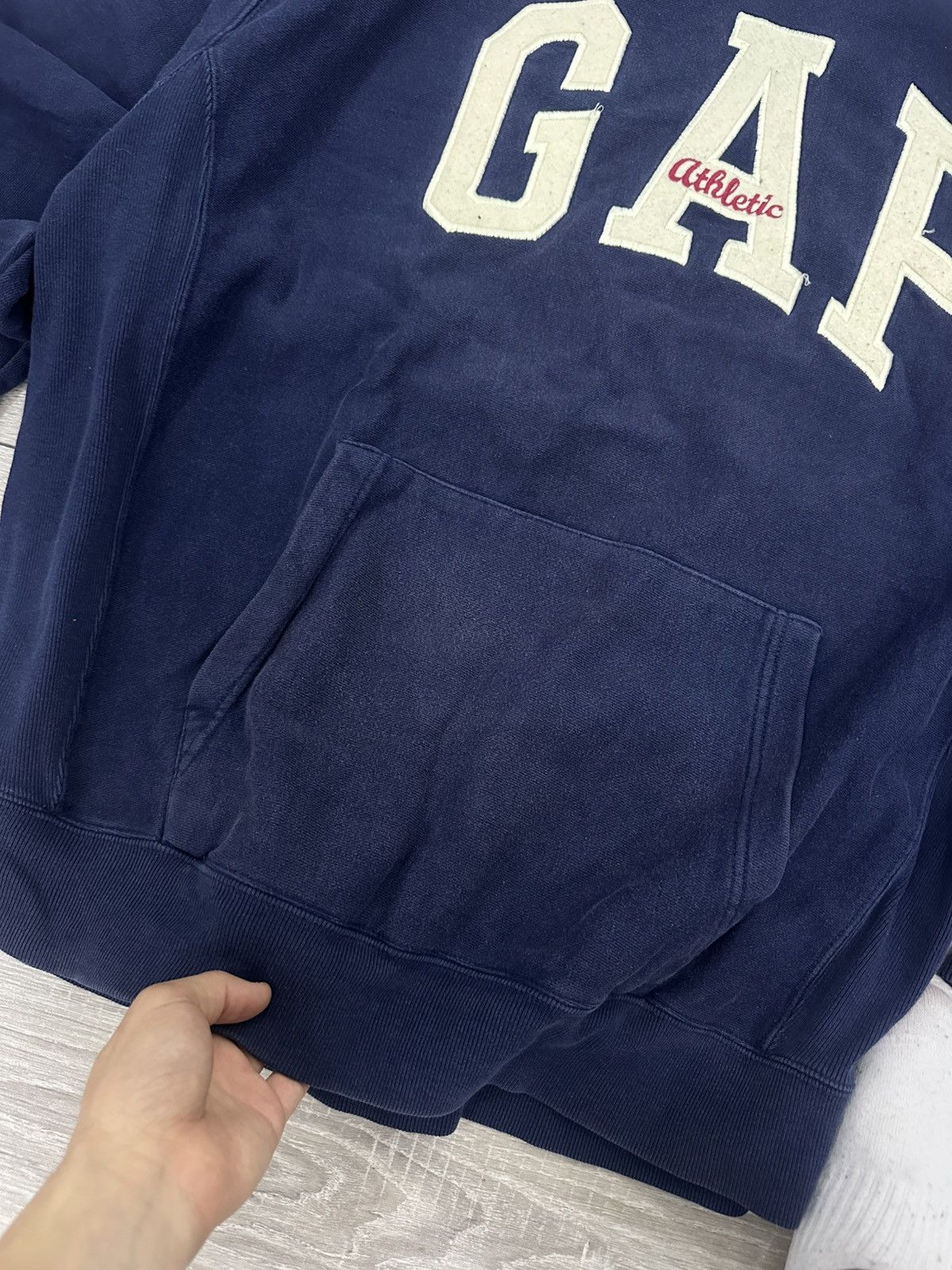 Gap Gap Vintage Boxy Fit Made in USA 90s Sun-faded Hoodie Size US L / EU 52-54 / 3 - 4 Thumbnail