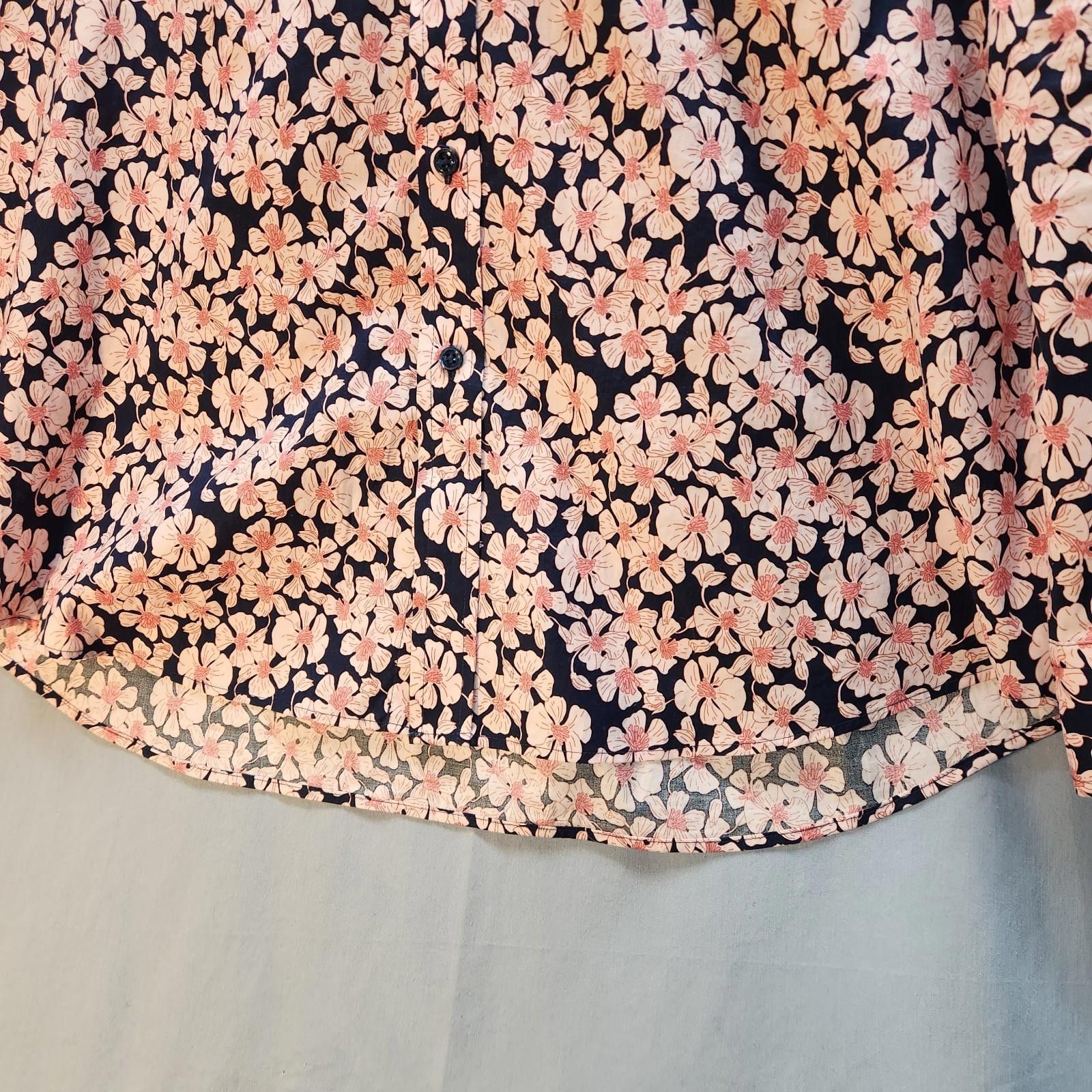 Club Room Club Room Pink Floral Print Mens Button Down Shirt Size XL Size US XL / EU 56 / 4 - 3 Thumbnail