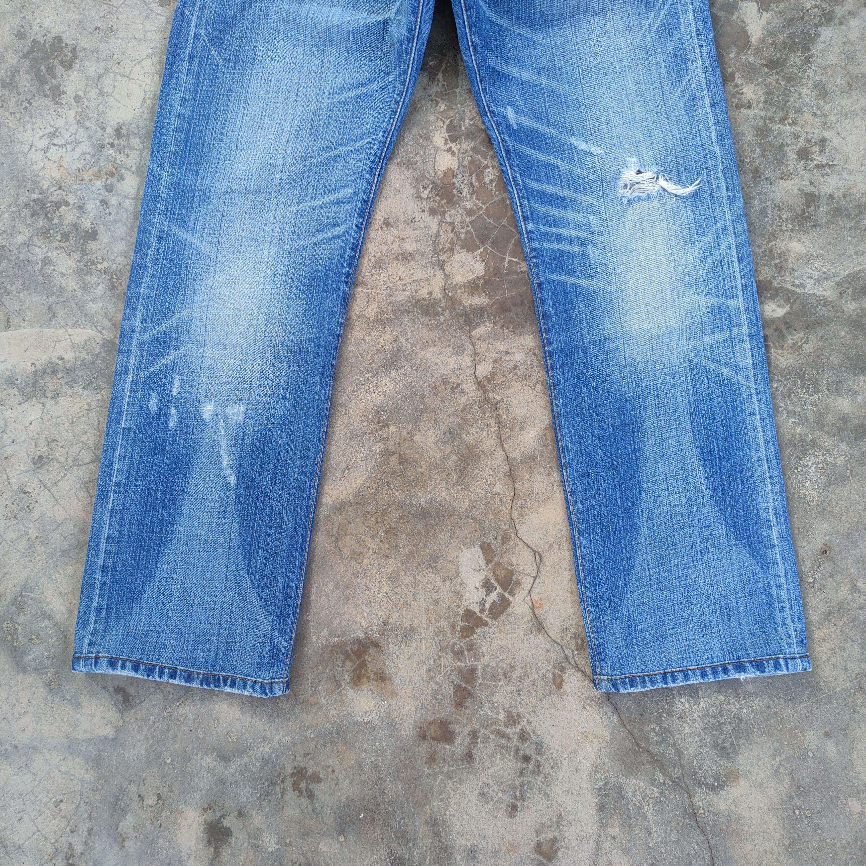 Levi's Vintage Clothing VINTAGE LEVI'S 501 FADED DISTRESSED JEAN DENIM PANTS Size US 32 / EU 48 - 4 Thumbnail