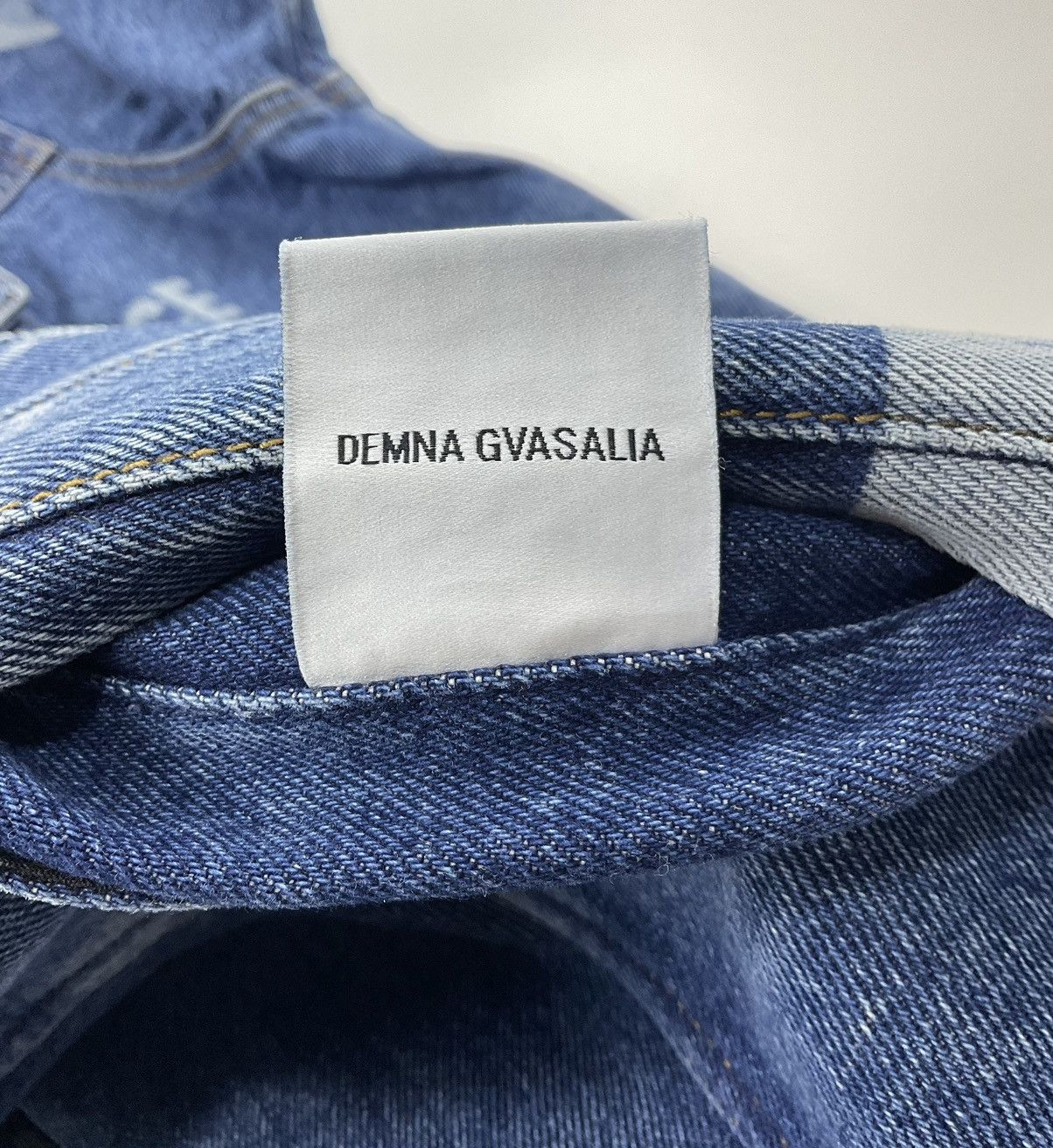 Vetements Vetements F/W'19 Error-Print Denim Jacket Size US M / EU 48-50 / 2 - 12 Thumbnail