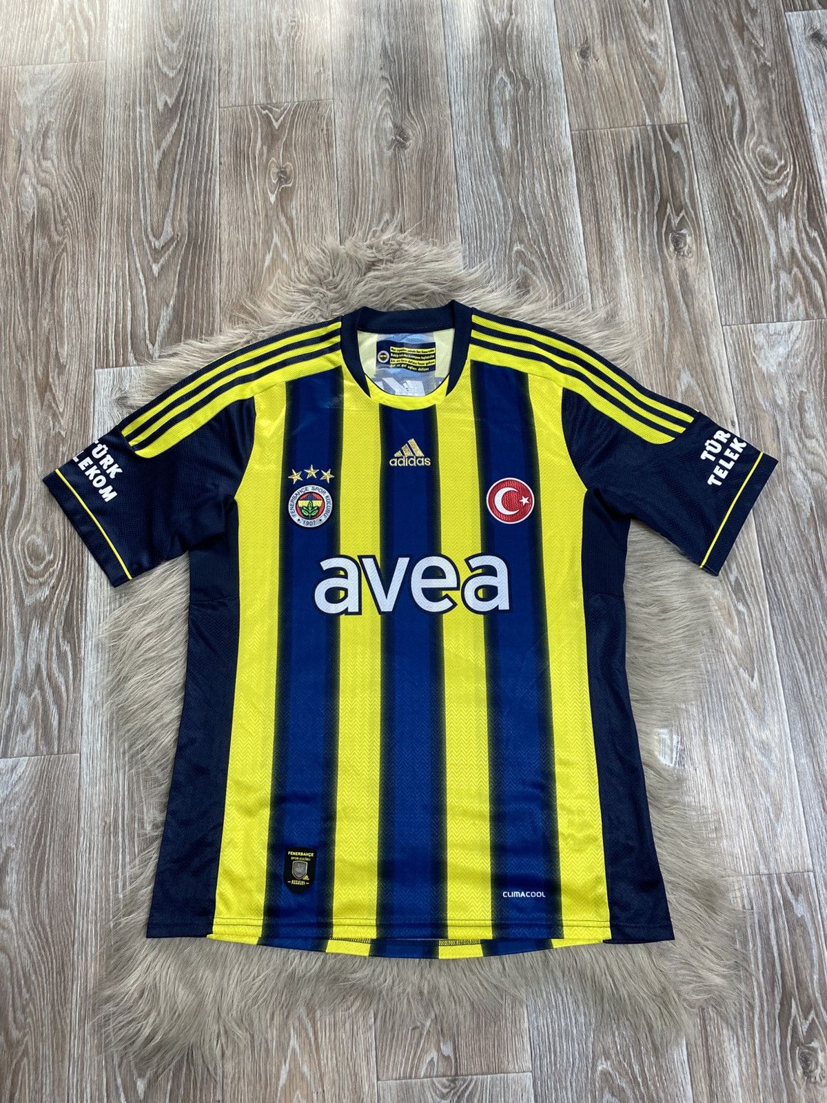 Adidas Adidas Fenerbahce home football soccer jersey 2011 Size US L / EU 52-54 / 3 - 1 Thumbnail