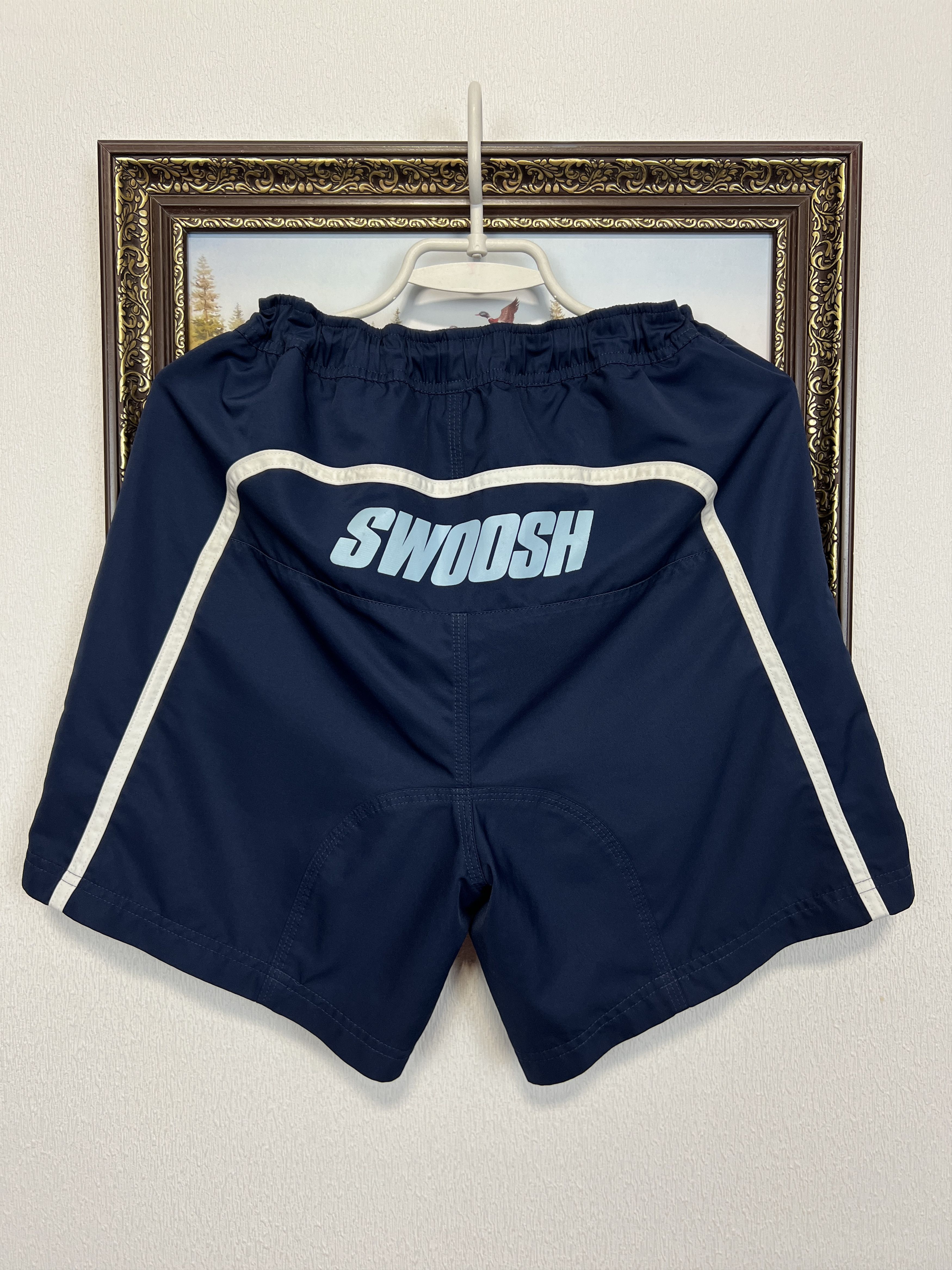 Nike Vintage Nike Shorts Track Swoosh Rare Y2K Hype Athletic Run Size US 32 / EU 48 - 9 Thumbnail