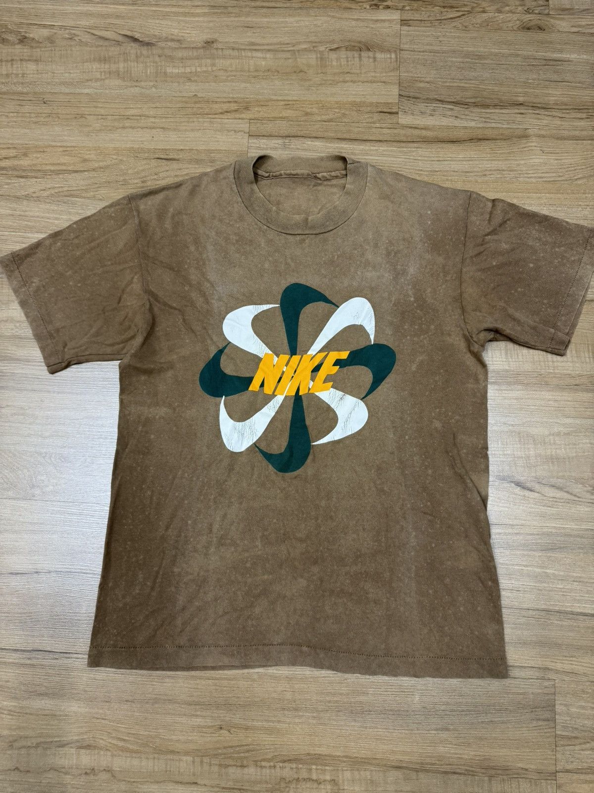 Vintage VINTAGE NIKE PINWHEEL TSHIRT Size US M / EU 48-50 / 2 - 1 Thumbnail