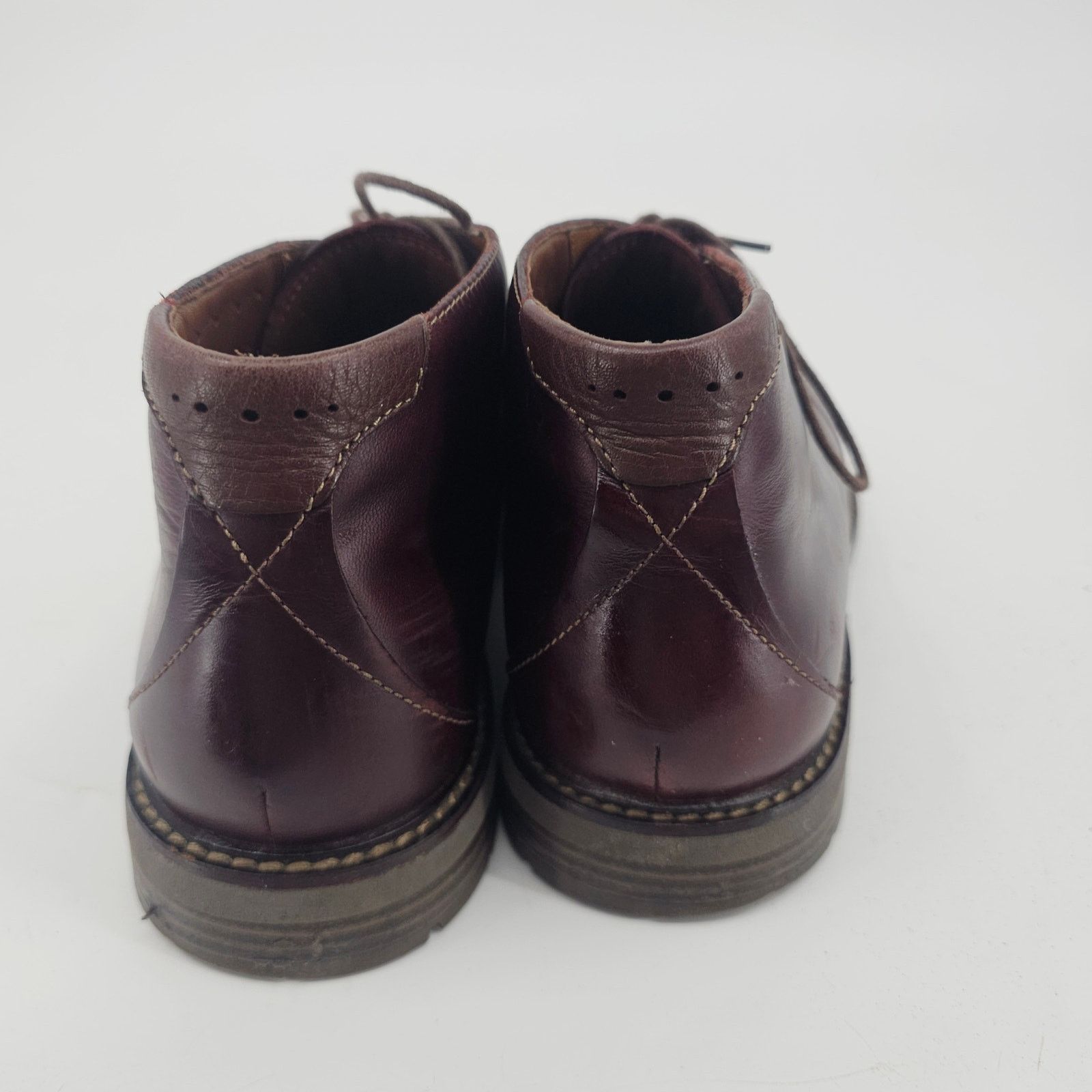 Clarks Clarks Unstructured Unelott Mid ankle leather chukka boot 9 Size US 9 / EU 42 - 4 Thumbnail
