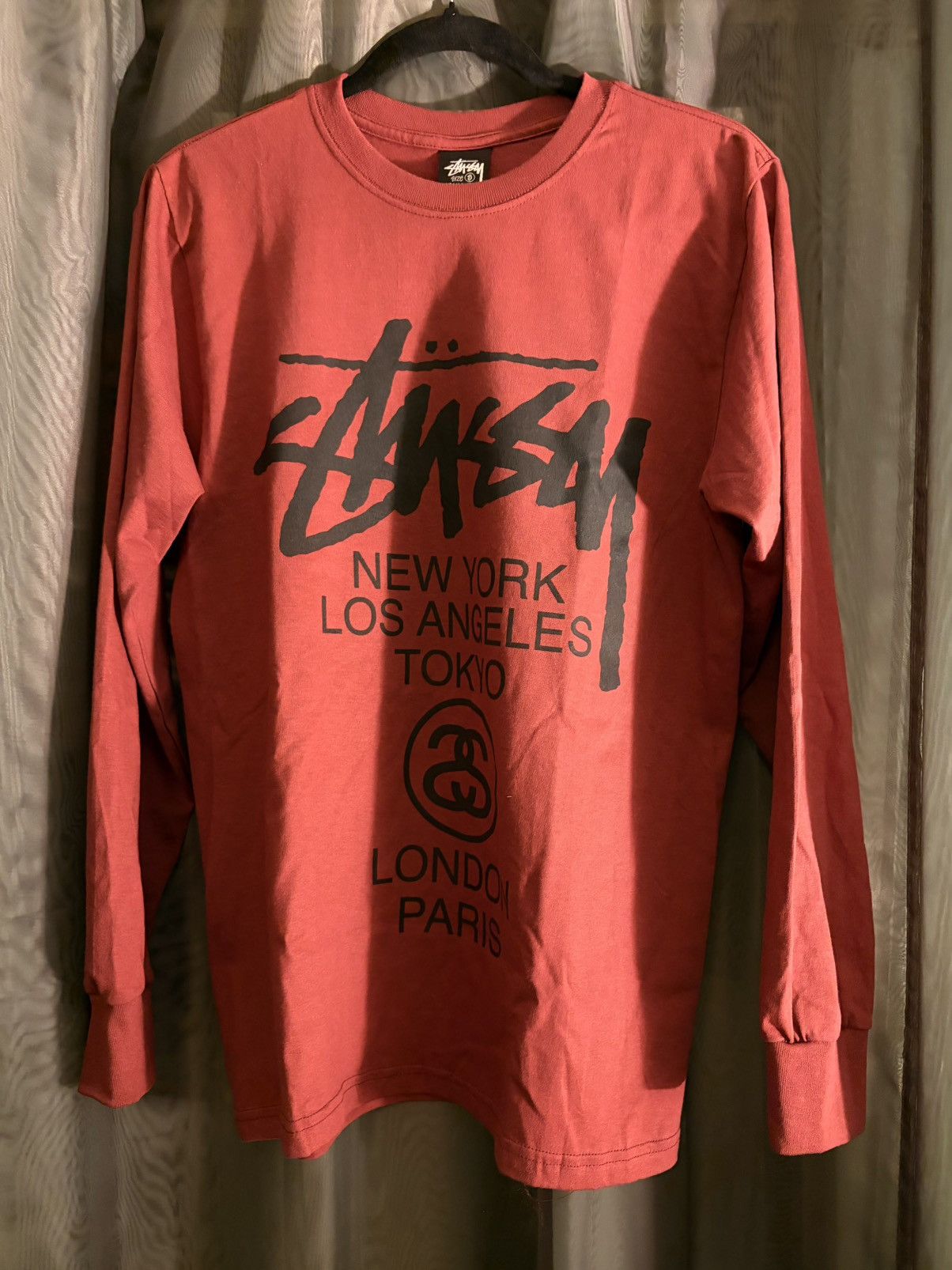Stussy Stussy World Tour Long Sleeve Shirt Maroon/Burgundy Size US S / EU 44-46 / 1 - 1 Thumbnail