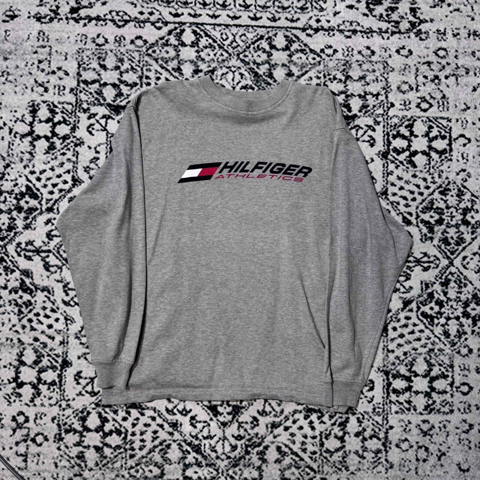 Tommy Hilfiger × Vintage Vintage Tommy Hilfiger Gray Cotton Crewneck Size S Logo Y2K Size US S / EU 44-46 / 1 - 1 Thumbnail