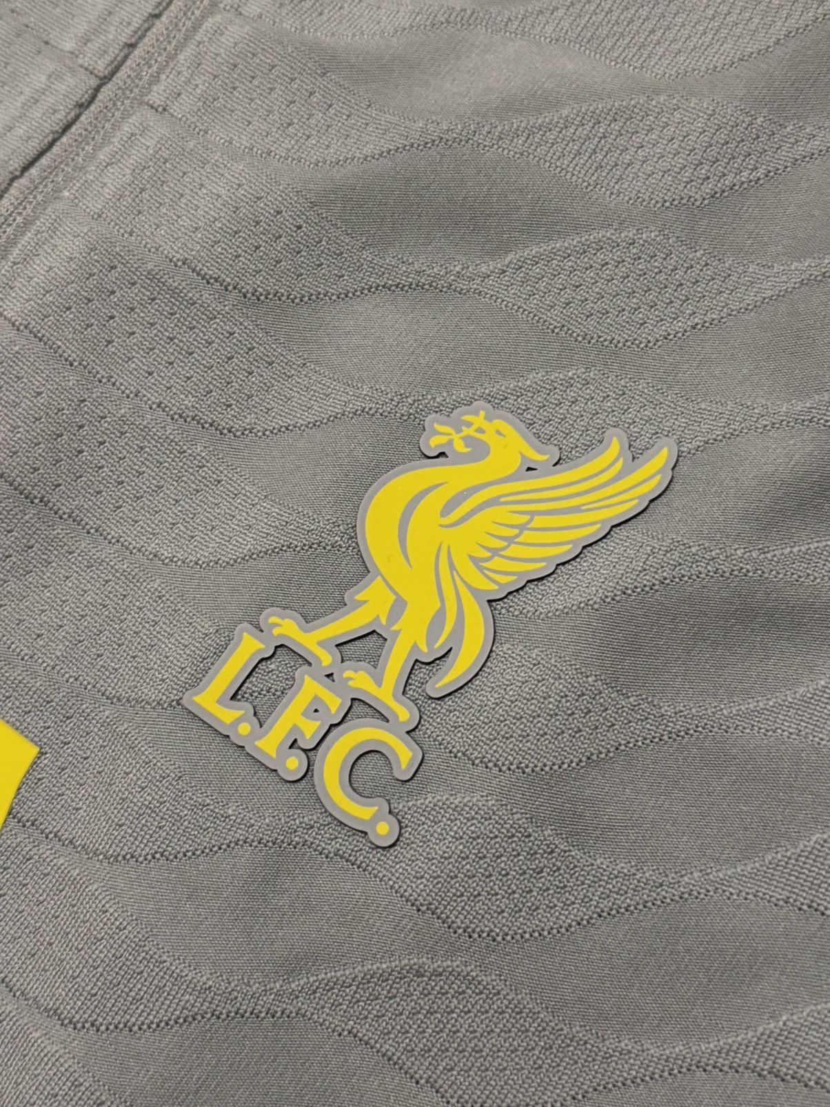 Nike 🔷Nike Liverpool 2022/23 Long sleeve Zip Training Top🔷 Size US M / EU 48-50 / 2 - 6 Thumbnail