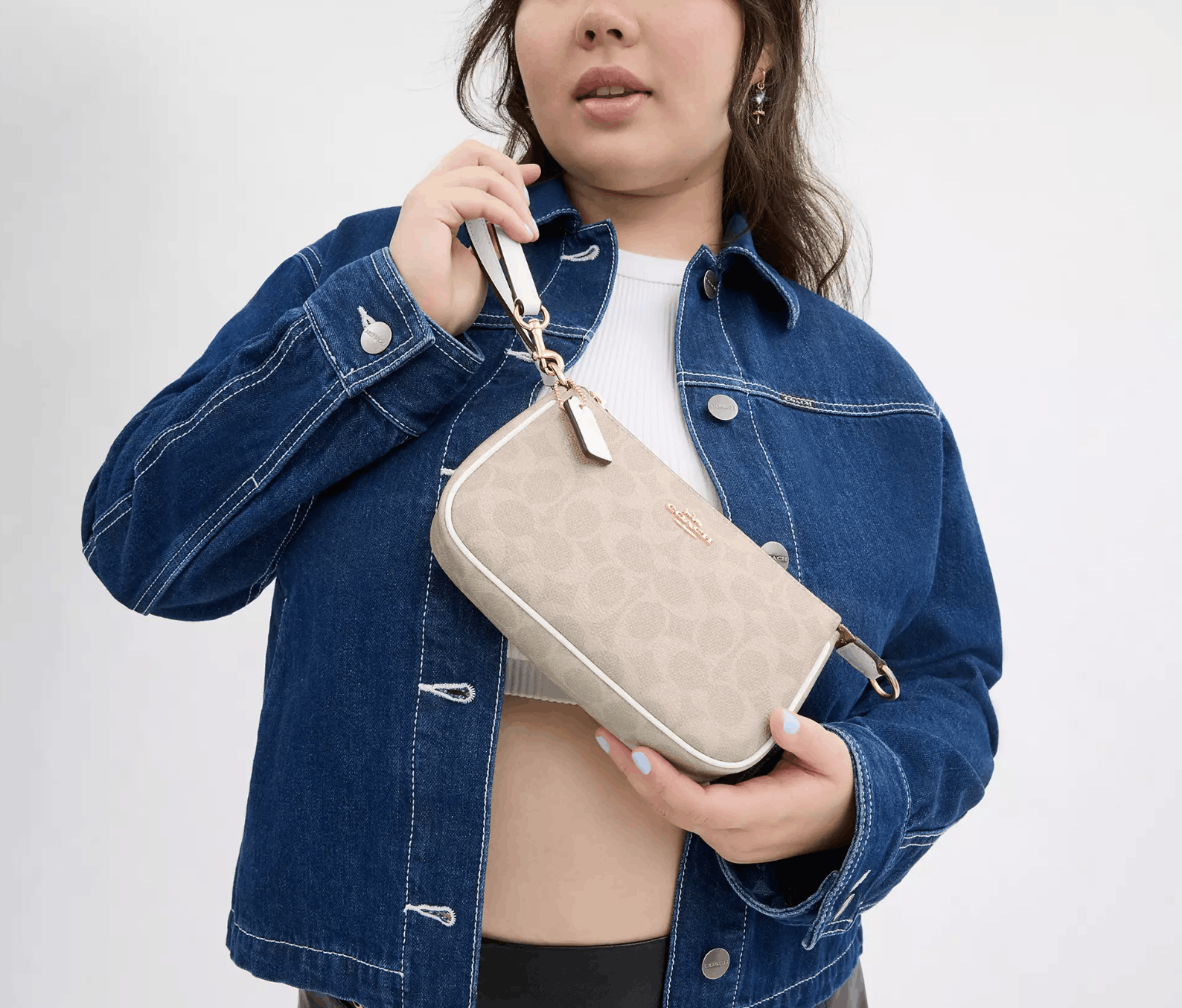 Coach Nolita 19 In Signature Canvas CW426 Size ONE SIZE - 8 Thumbnail