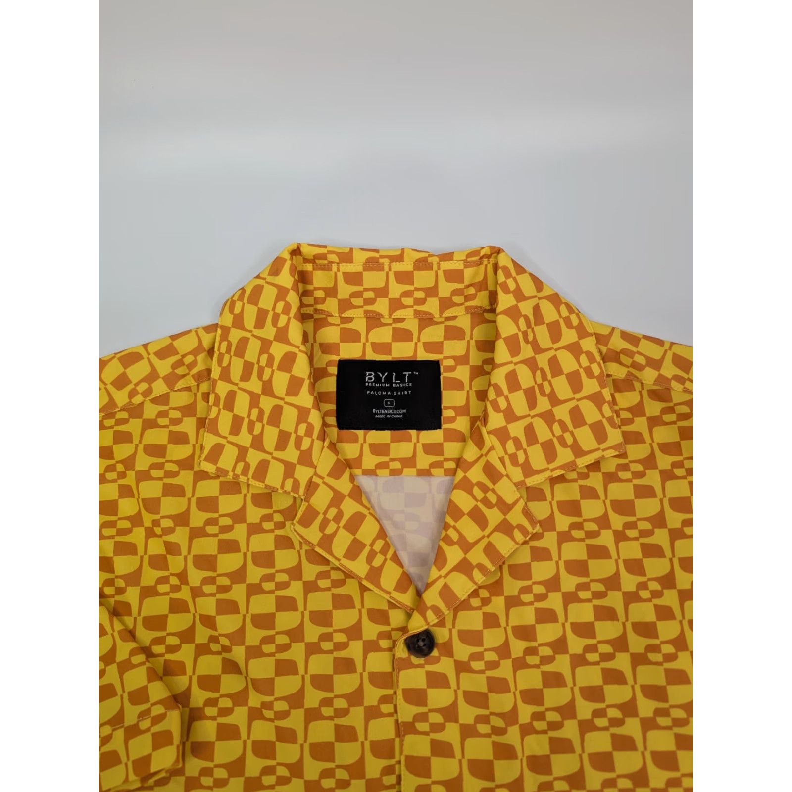 Logo 7 Bylt Paloma Hawaiian Shirt Short Sleeve Yellow Orange Geometric Size Large Logo Shirt Men Bylt Paloma Size US S / EU 44-46 / 1 - 7 Thumbnail