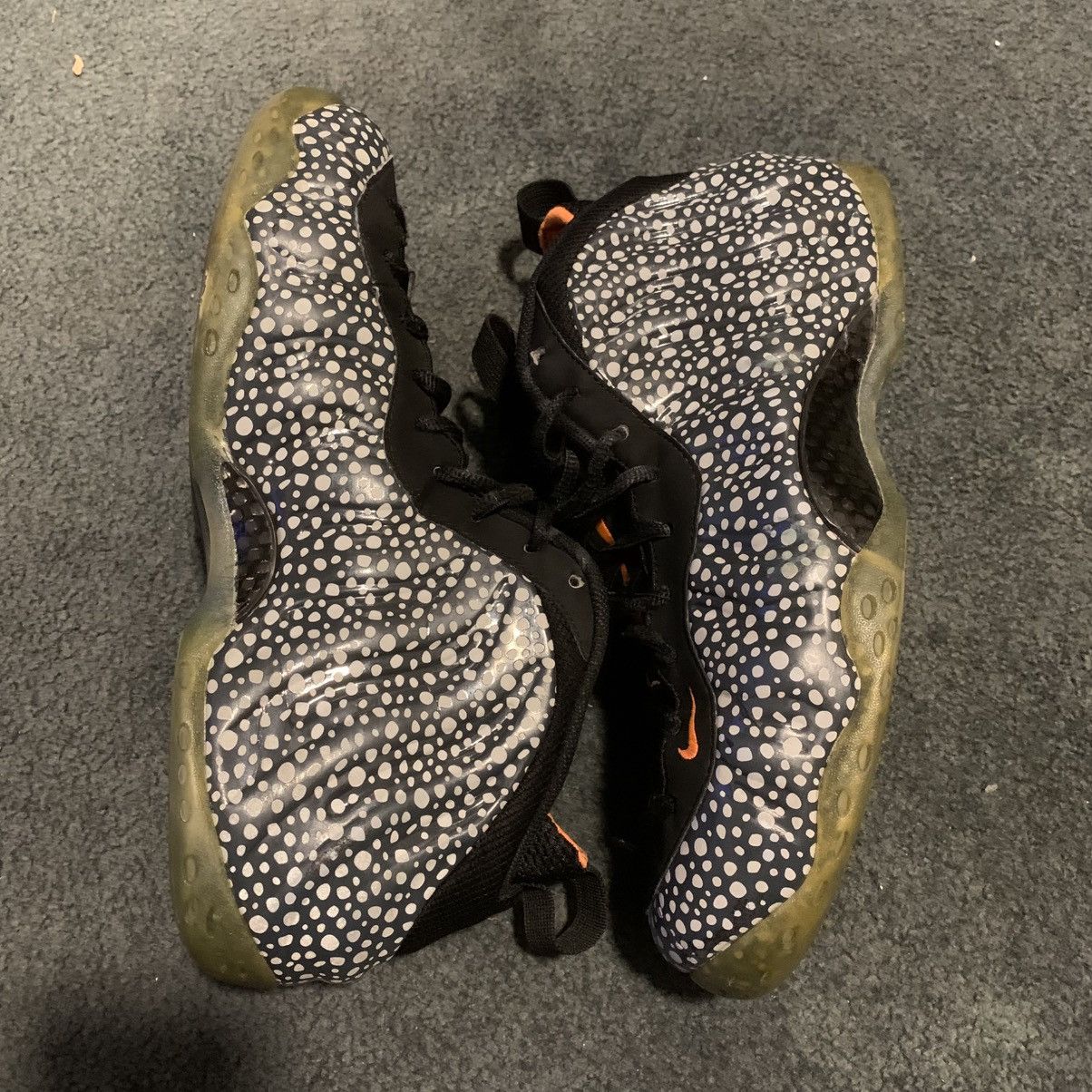 Nike VINTAGE NIKE FOAMPOSIT SAFARI BASKETBALL SHOES Size US 12 / EU 45 - 2 Thumbnail