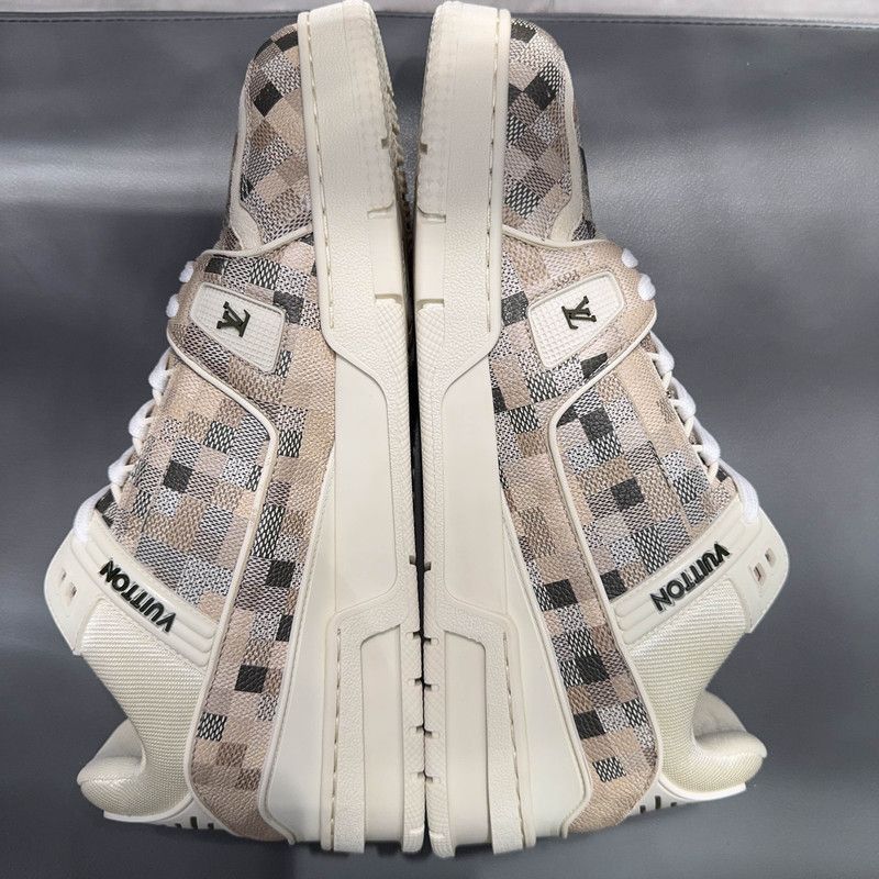 Louis Vuitton Louis Vuitton Trainer Low-Top Sneakers - Limited Edition -2 Size US 10.5 / EU 43-44 - 7 Thumbnail