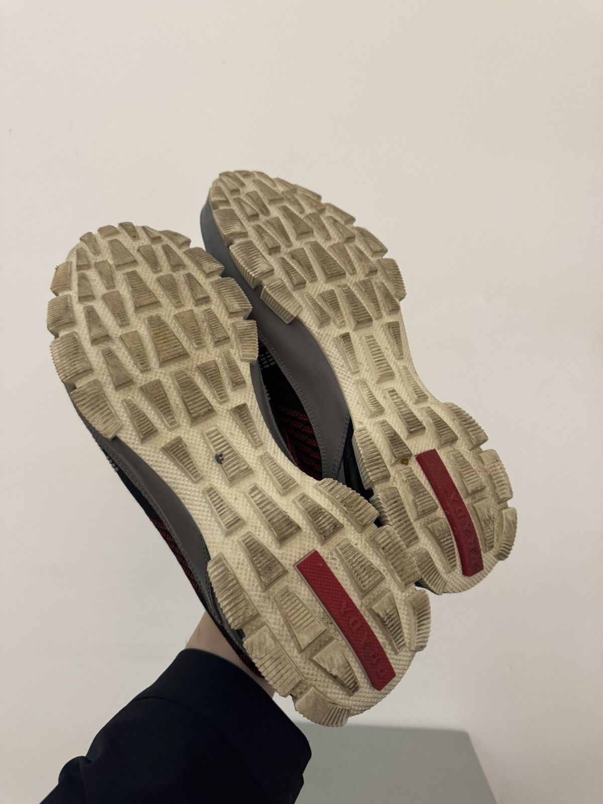 Prada Prada Low Top Sneaker Slip On Trainers Size EUR 41 Size US 8 / EU 41 - 10 Thumbnail