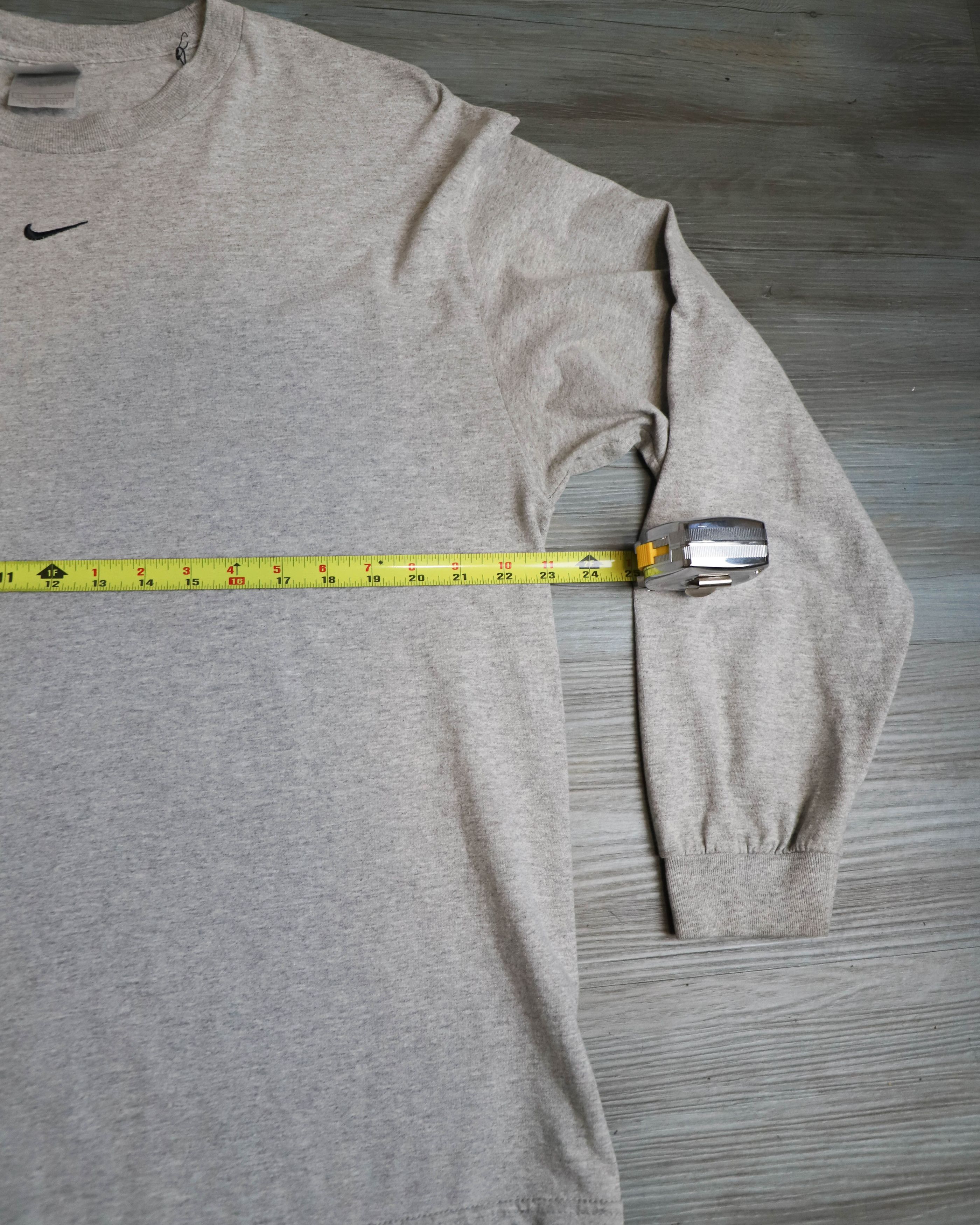 Nike Nike Center Swoosh Long Sleeve Shirt Grey Y2K Minimal Size US XL / EU 56 / 4 - 4 Thumbnail
