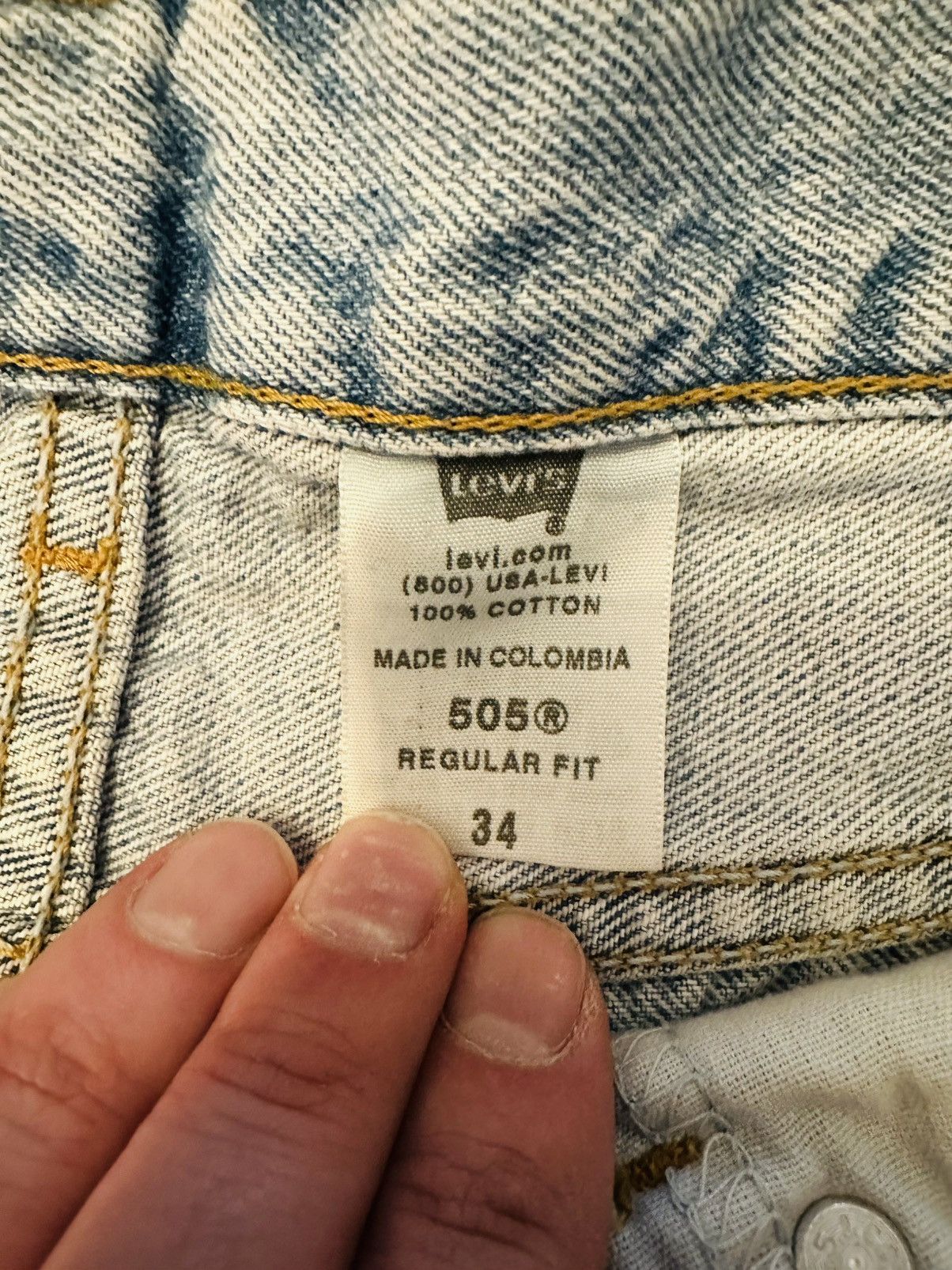 Levi's Vintage Levis 505 Jean Shorts 34x9 Men ‘s Light Wash Size US 34 / EU 50 - 6 Thumbnail