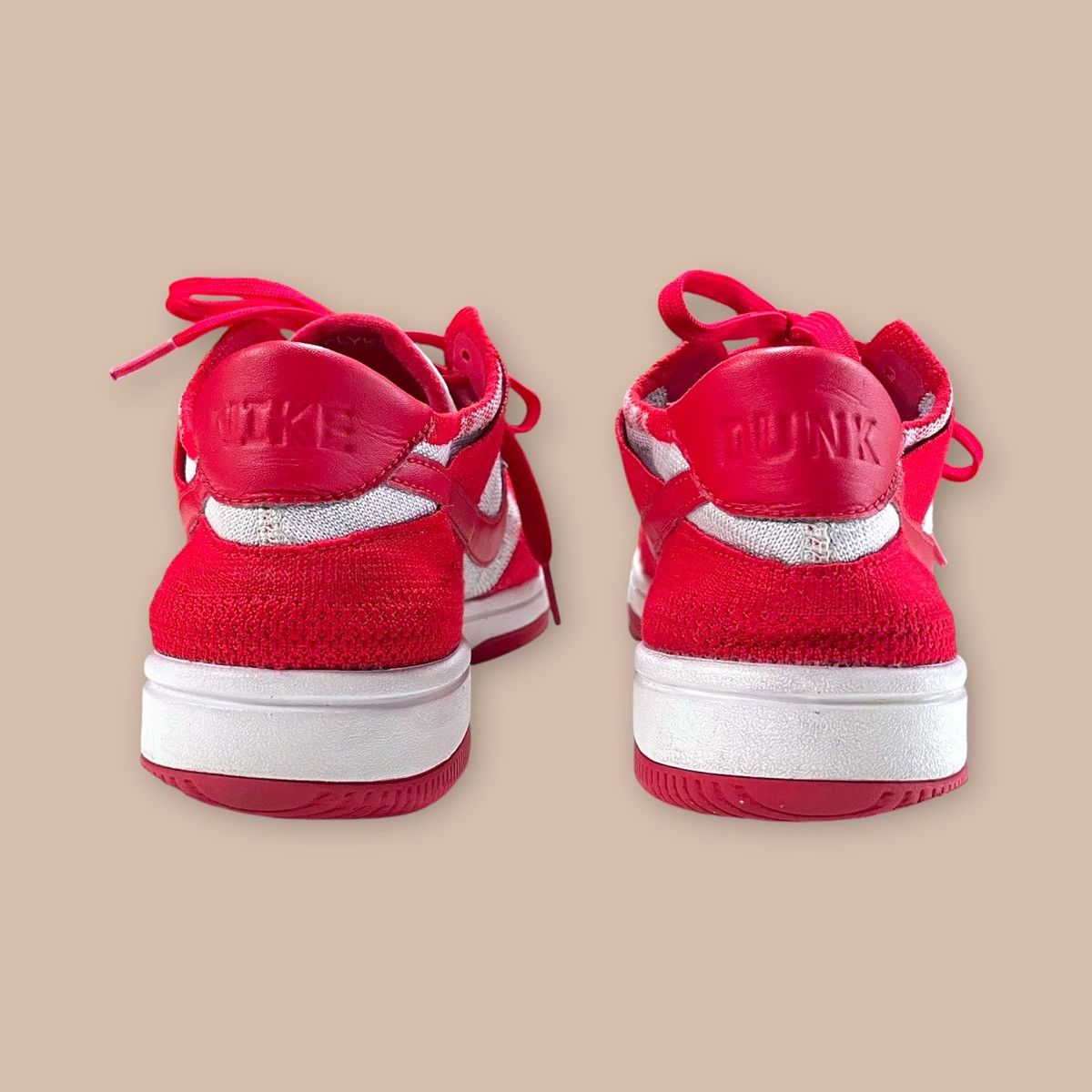 Nike Nike Dunk Low FLYKNIT "University Red" Size US 9 / EU 42 - 4 Thumbnail