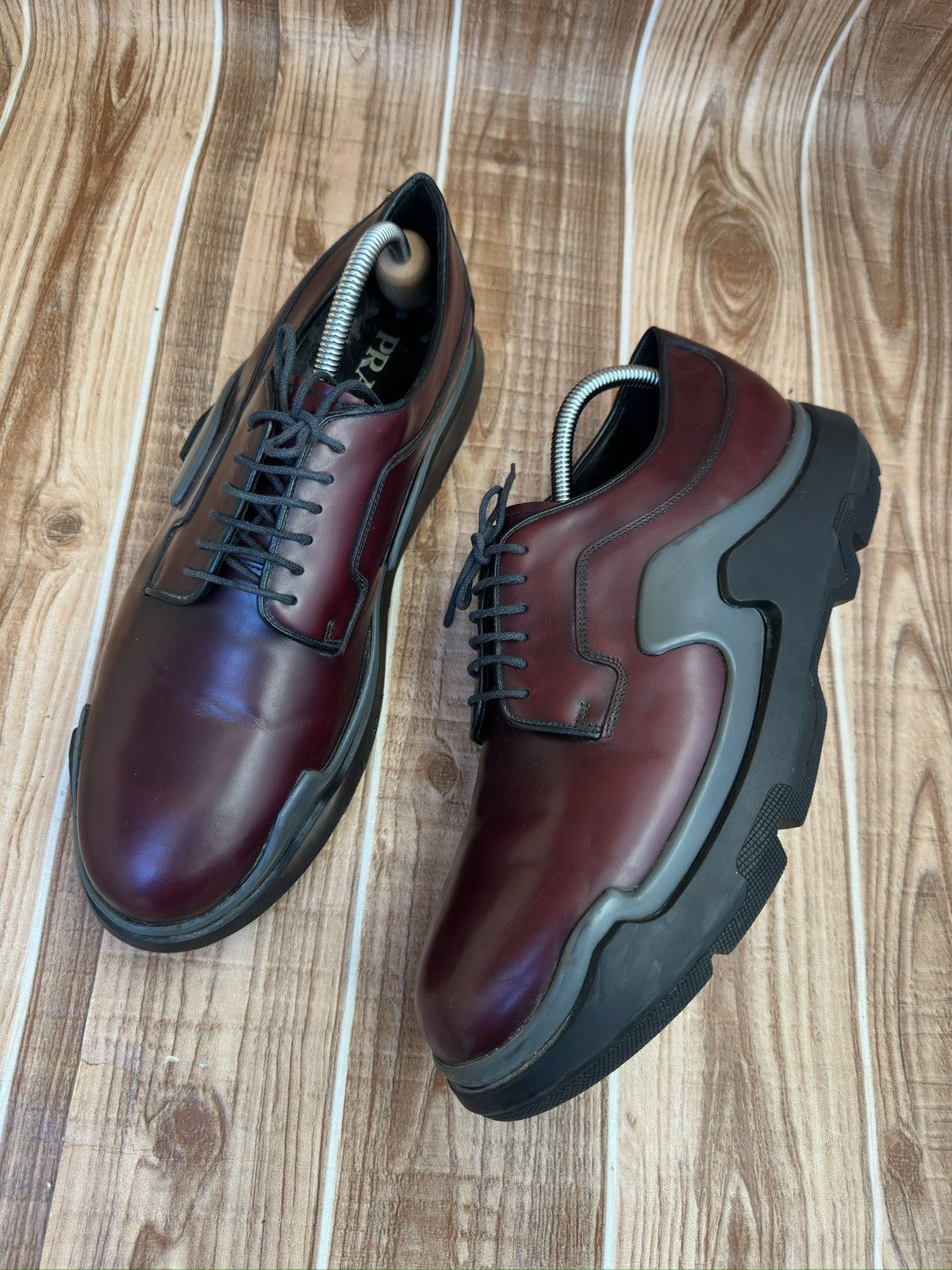 Prada AW15 Runway 2EG129 Show Wave Burgundy Derby Shoes Size US 10 / EU 43 - 9 Thumbnail