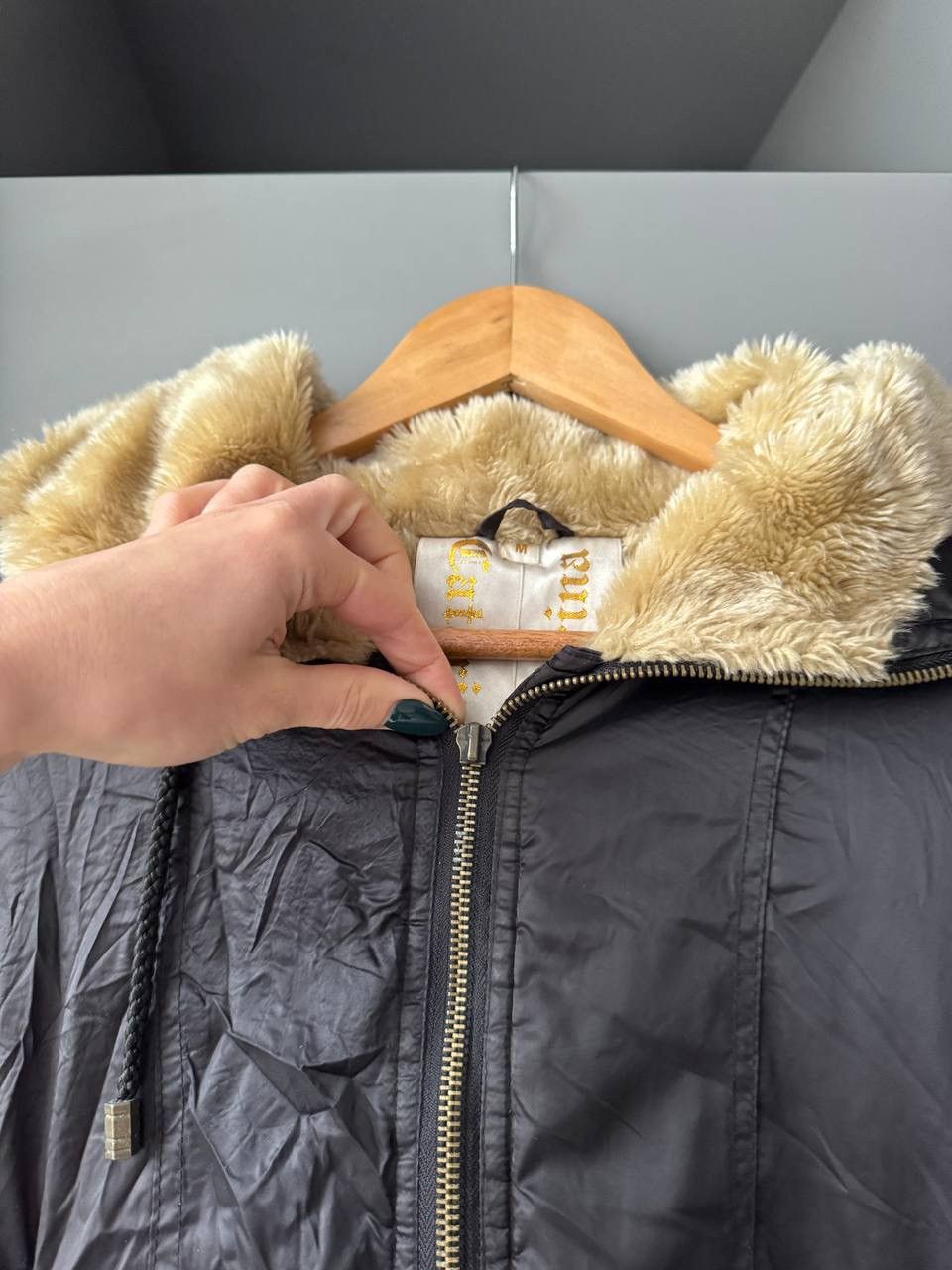 Vintage AvantGarde Archival Y2K N2B Cropped Hooded Faux Fur Bomber Size M / US 6-8 / IT 42-44 - 7 Thumbnail