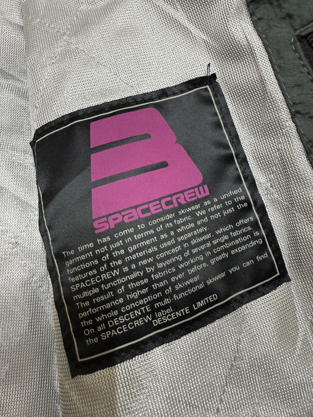 Descente VINTAGE 90s DESCENTE RACING TEAM BOMBER JACKET Size US M / EU 48-50 / 2 - 9 Thumbnail