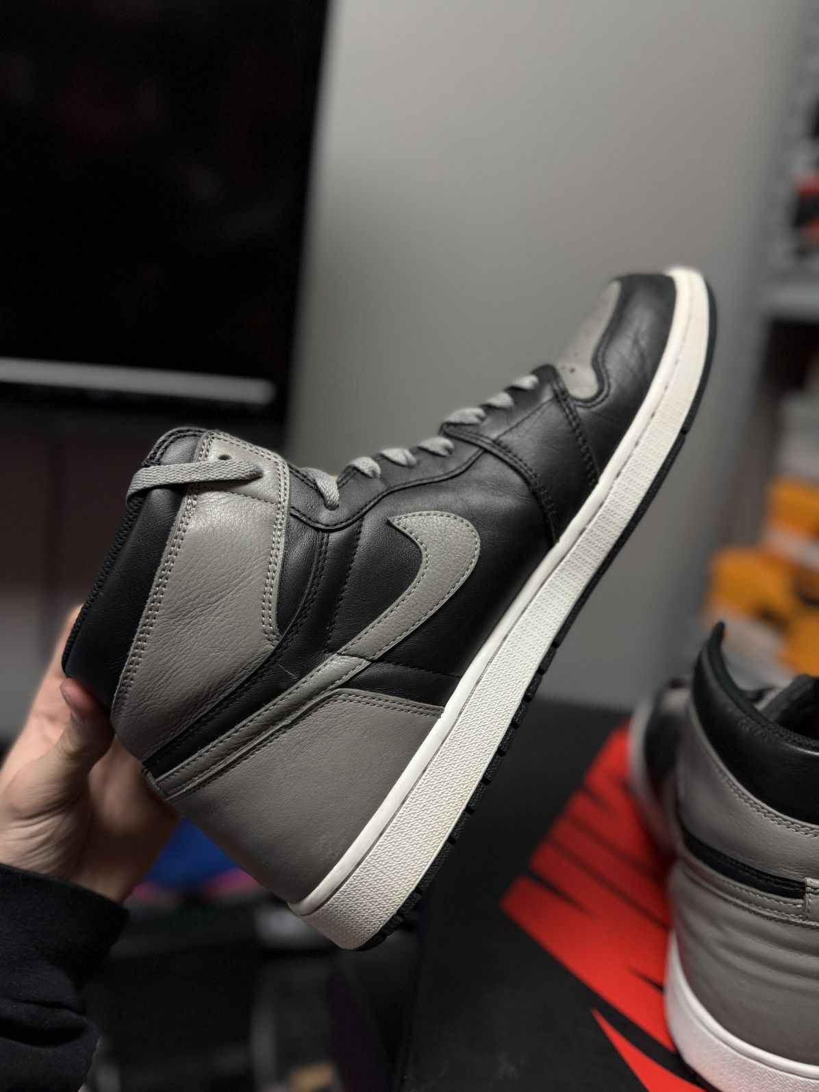 Jordan Brand × Nike Jordan 1 High Shadow Toe (2018) Size 14 Pre Owned Size US 14 / EU 47 - 11 Thumbnail