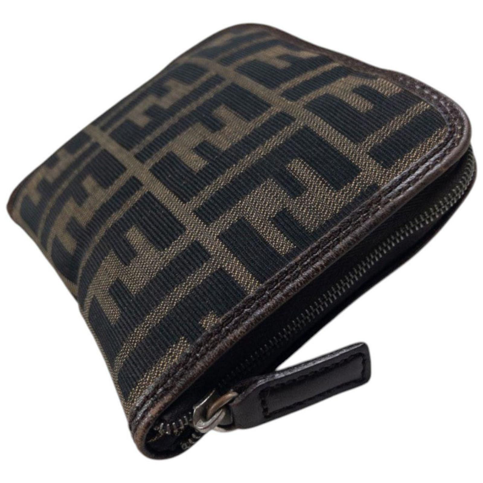 Fendi Vintage Fendi Monogram Foldable Shoulder Bag Size ONE SIZE - 8 Thumbnail
