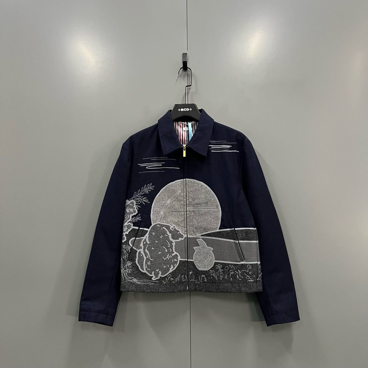 Thom Browne Thom Browne Printed Graphic Brown Light Jacket xxs Men Size US XXS / EU 40 - 1 Thumbnail