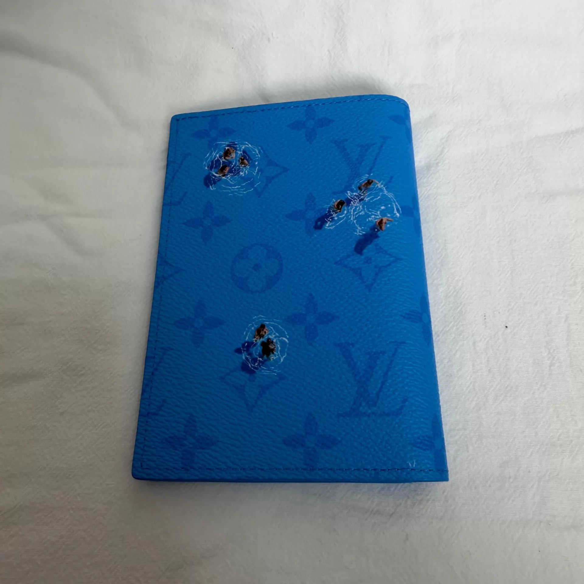 Louis Vuitton LOUIS VUITTON Colored Monogram Double Fold Card Holder Blue Size ONE SIZE - 1 Thumbnail